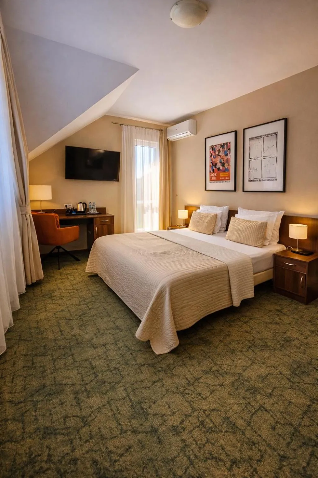 Photo of the whole room, Bed in Hotel Kantoria