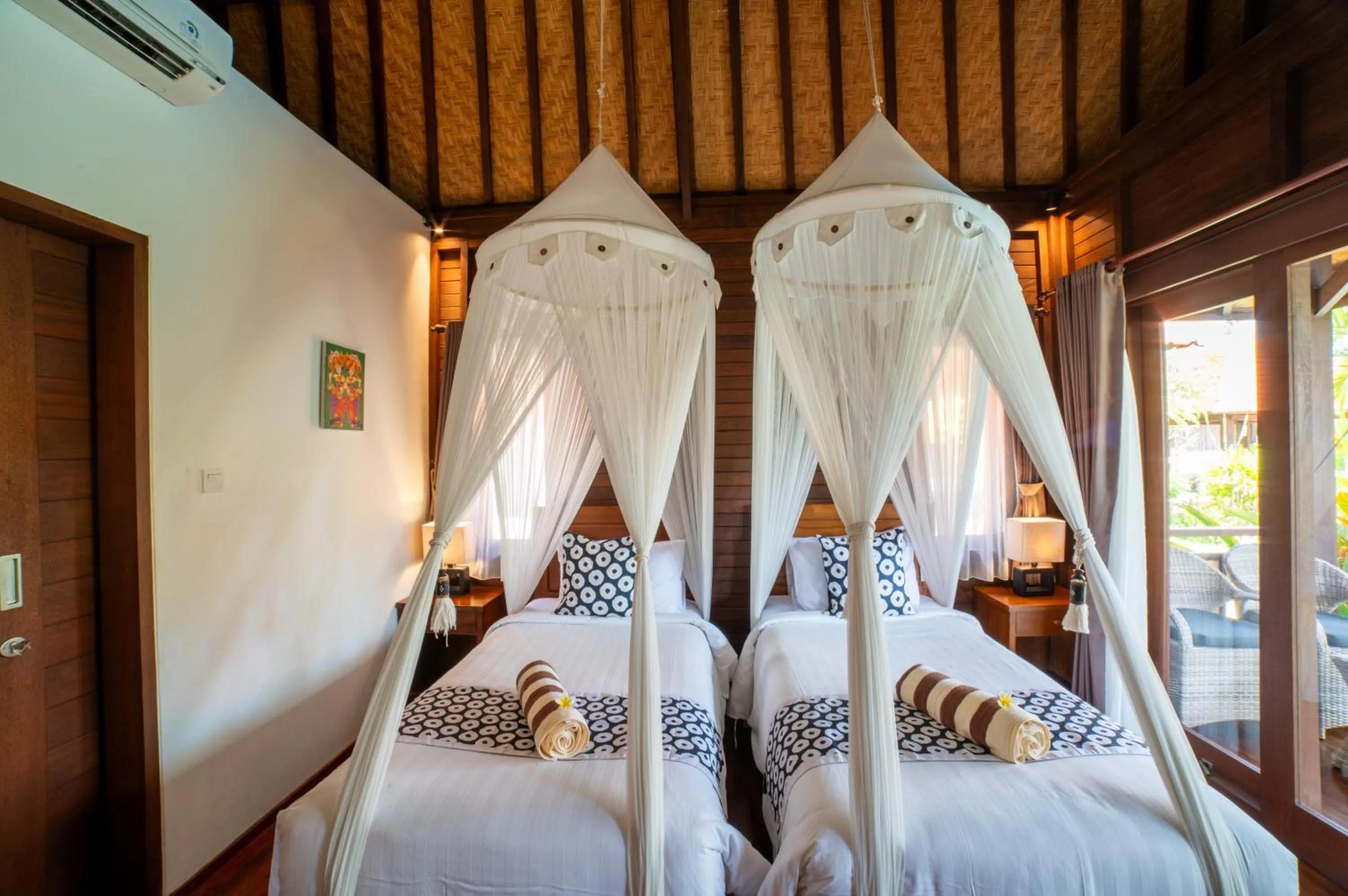 Property building, Bed in D'Puncak Villas Lembongan