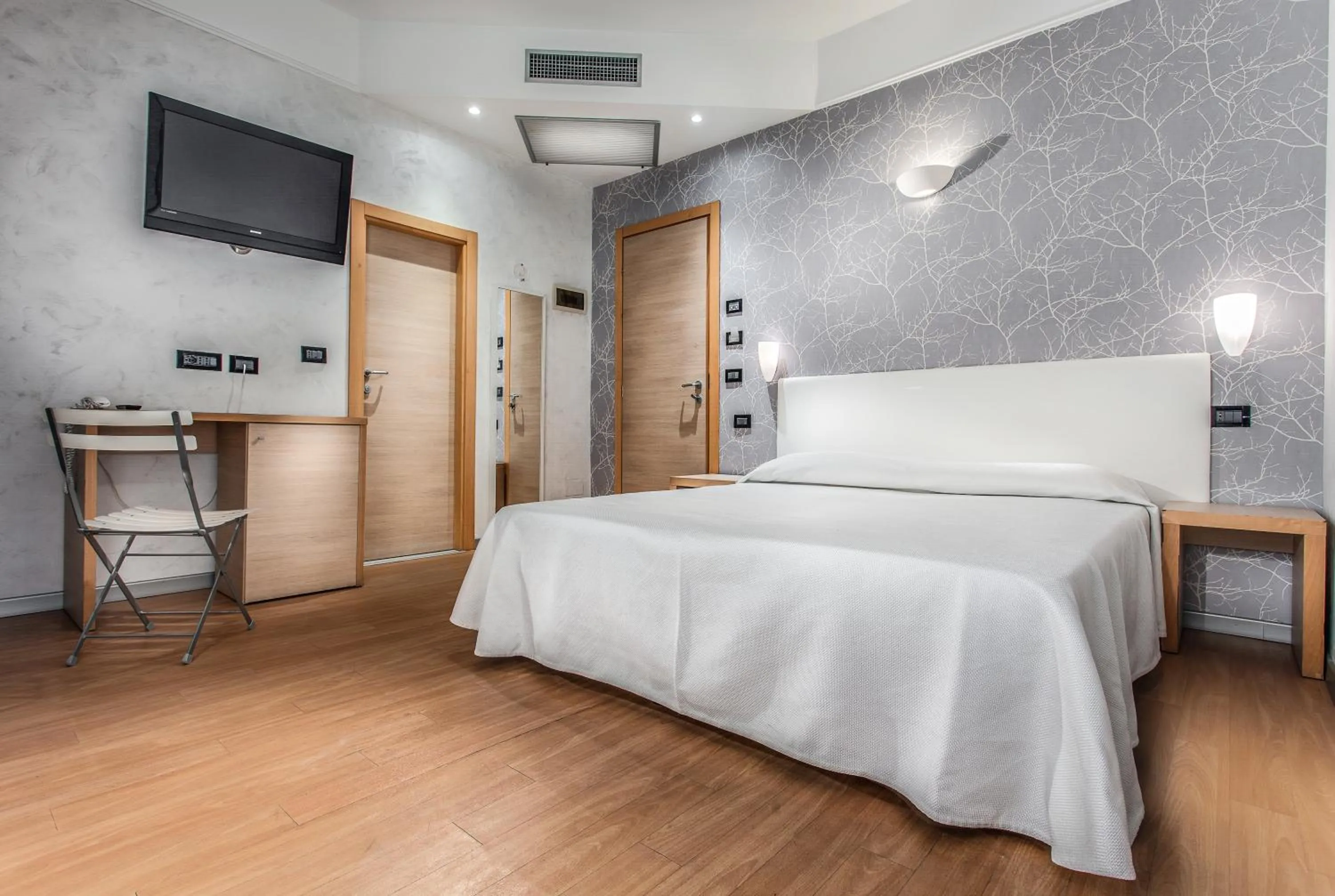 Bedroom, Bed in Hotel Villa Marina Wellness SPA