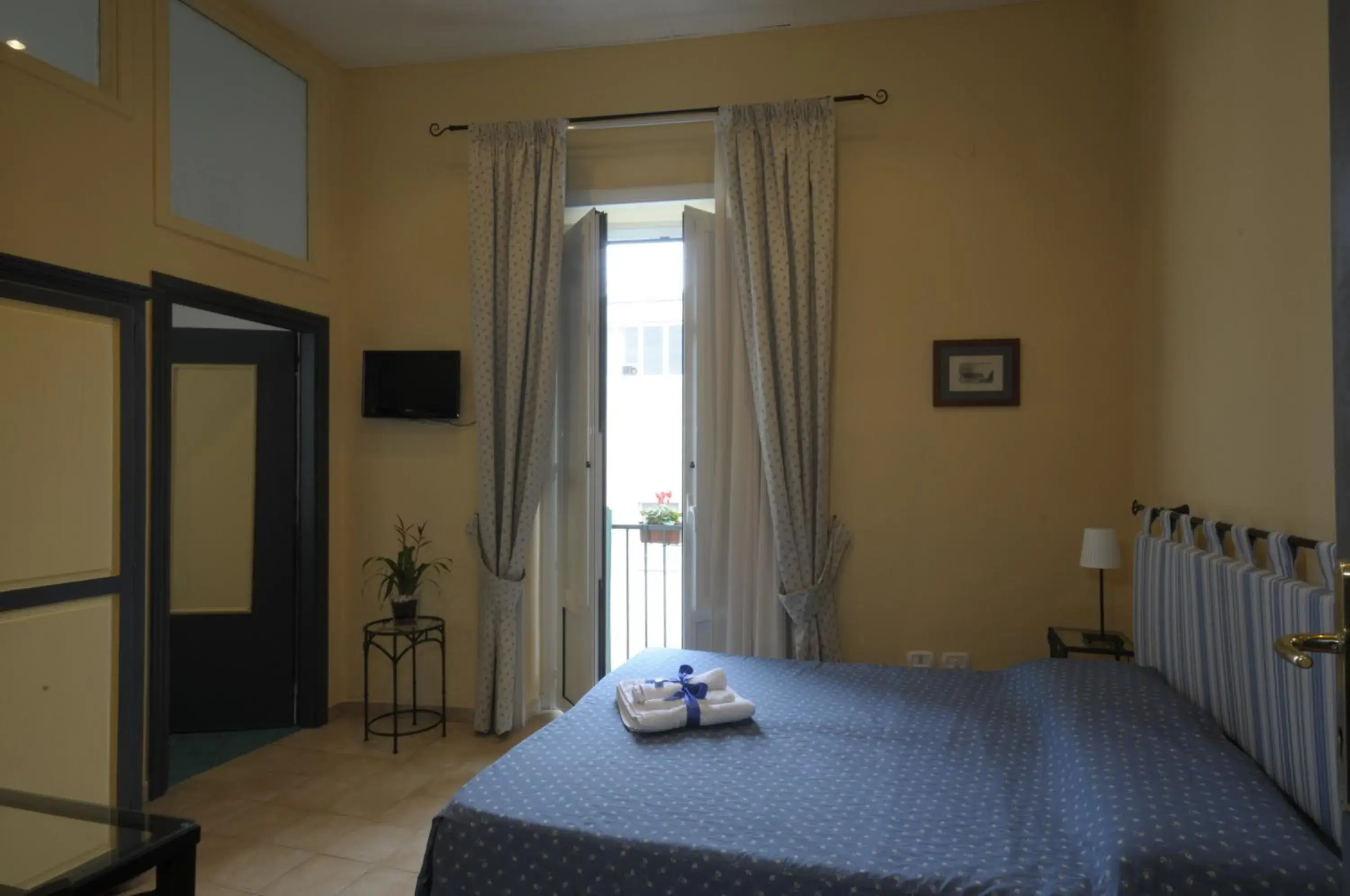 Double Room in Monteoliveto Bed & Breakfast Double Room in Monteoliveto Bed & Breakfast