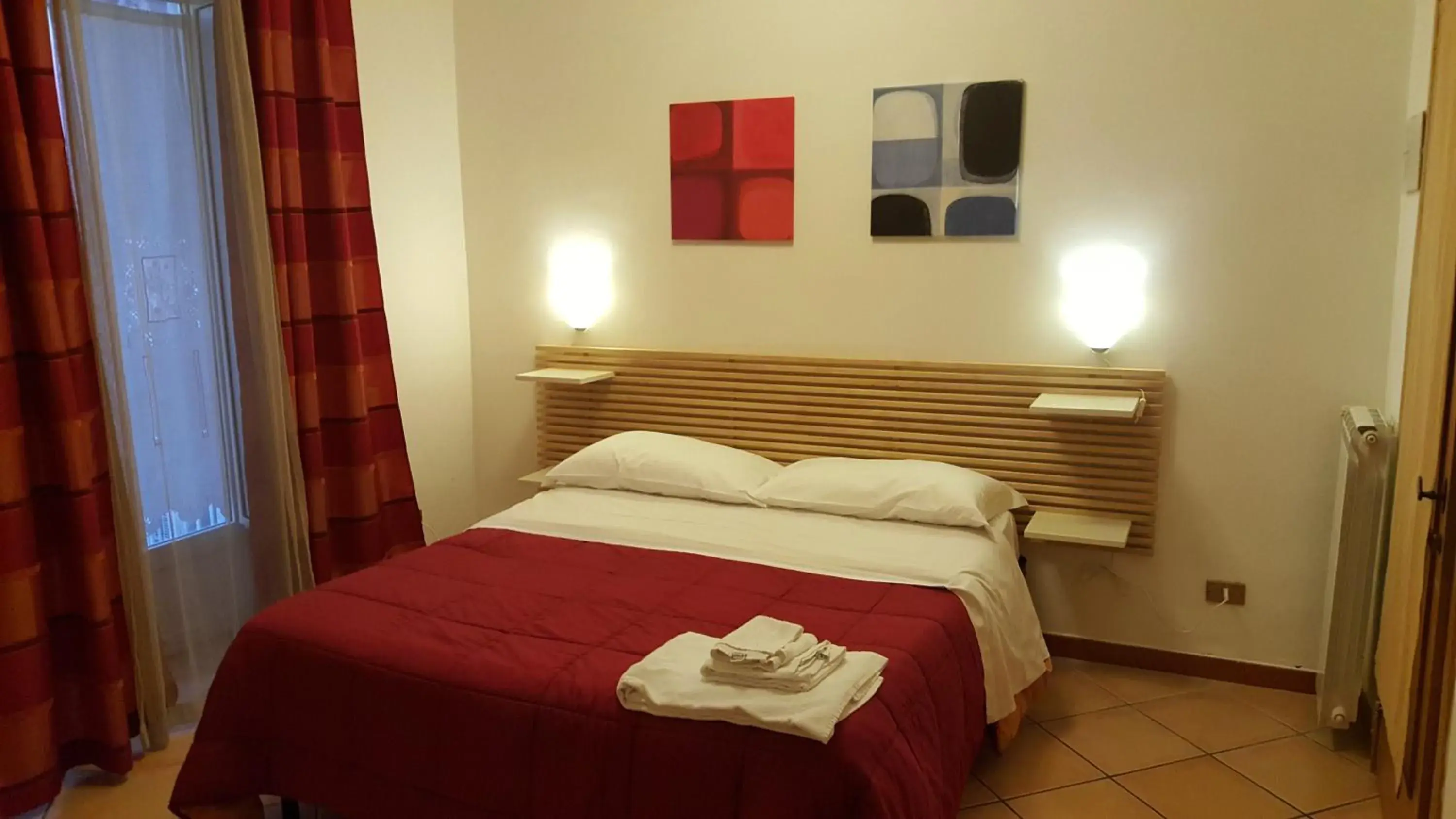 Double or Twin Room in Bed and Breakfast I Vicoletti Di Napoli Double or Twin Room in Bed and Breakfast I Vicoletti Di Napoli