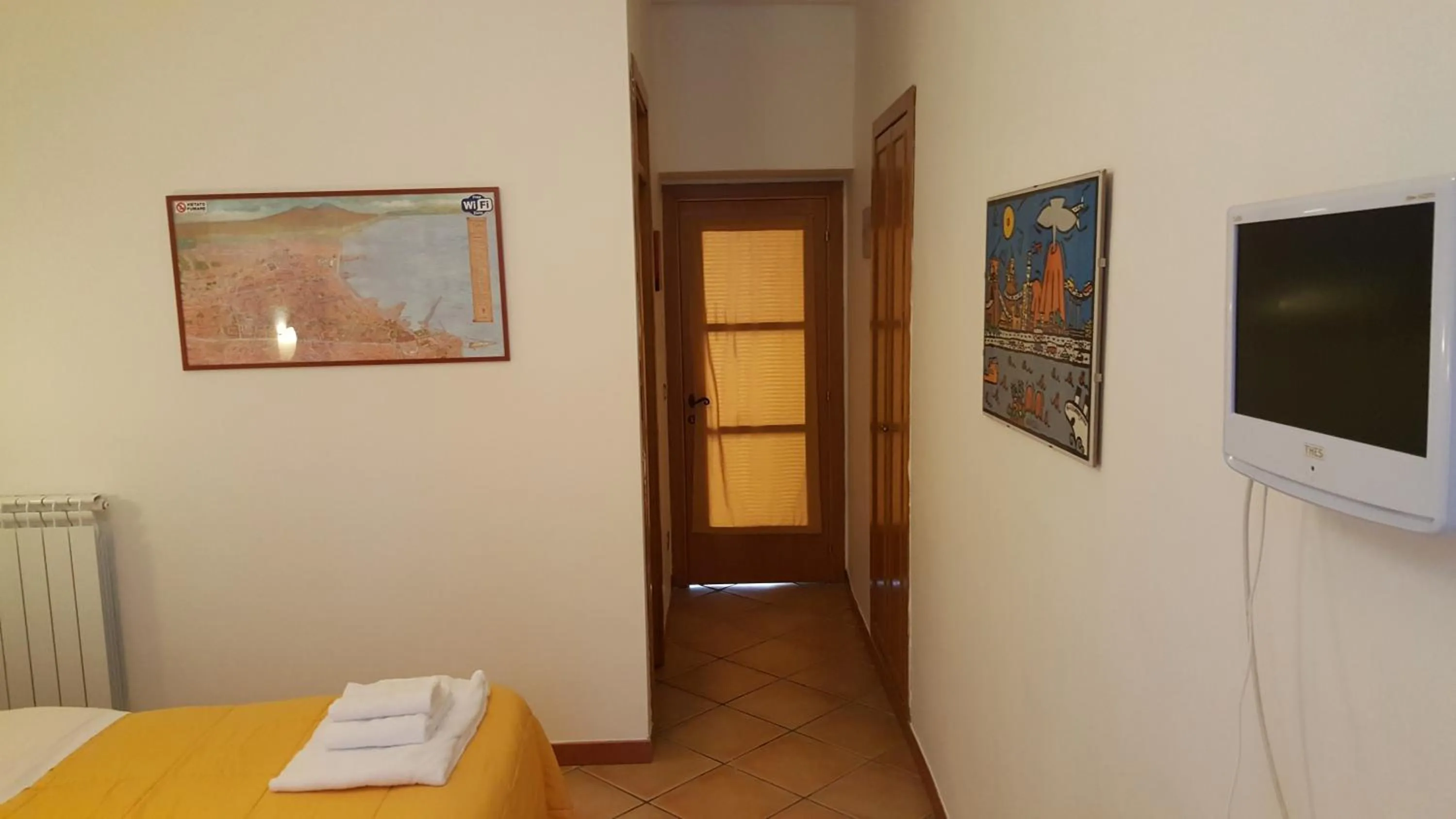 Photo of the whole room in Bed and Breakfast I Vicoletti Di Napoli