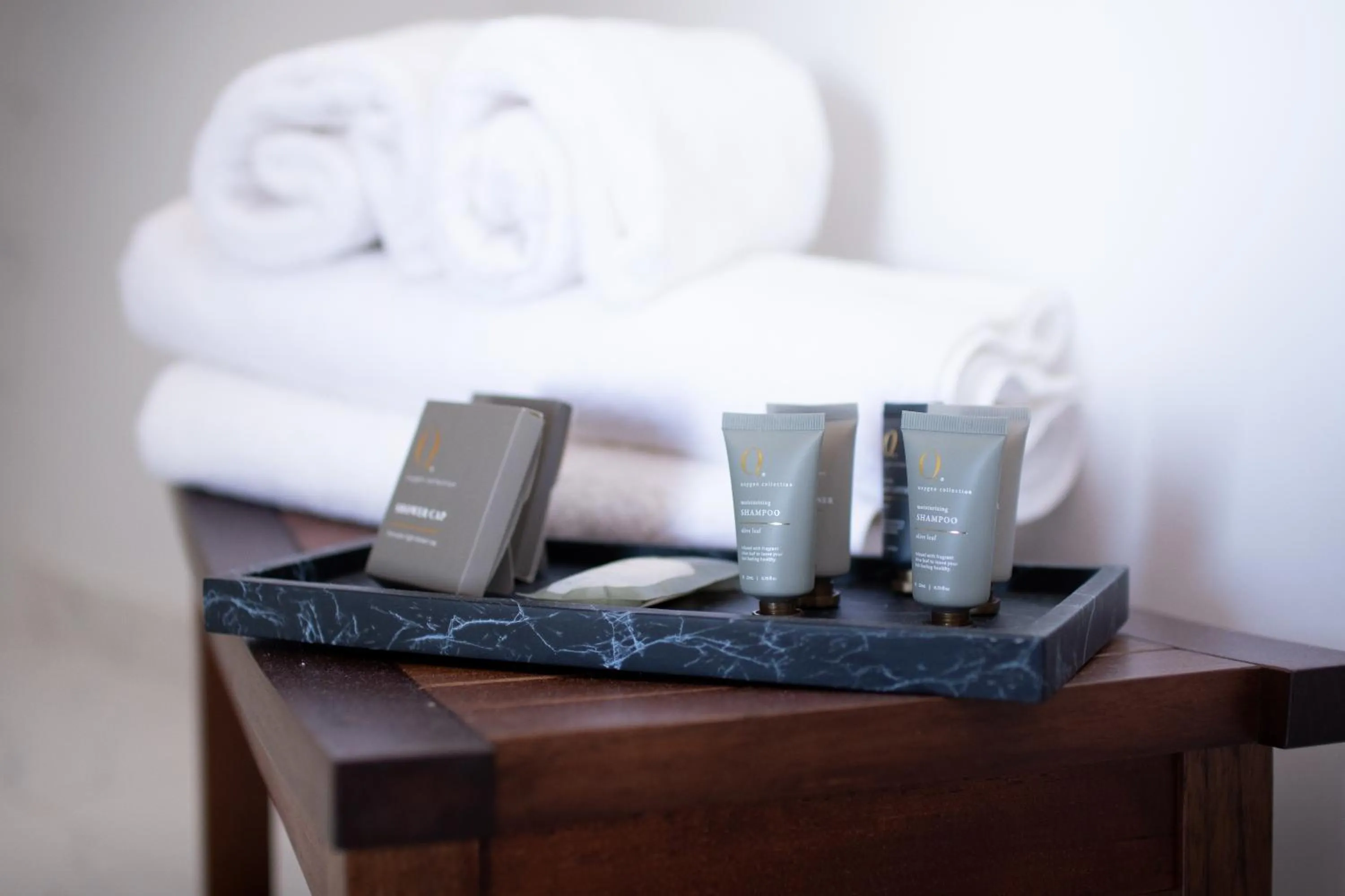 Shower, Bed in Hotel de Sal Luna Salada