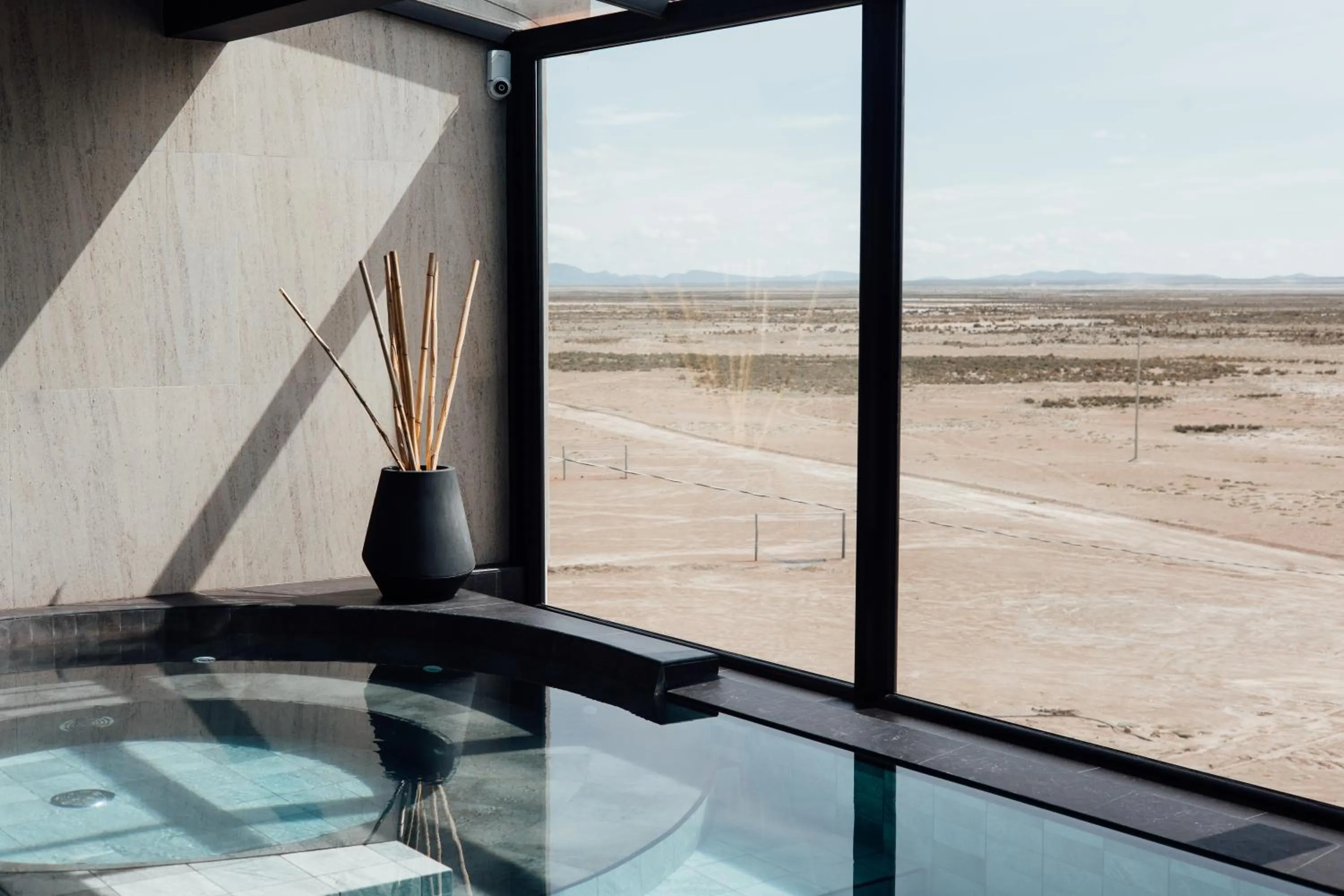 Hot Tub in Hotel de Sal Luna Salada