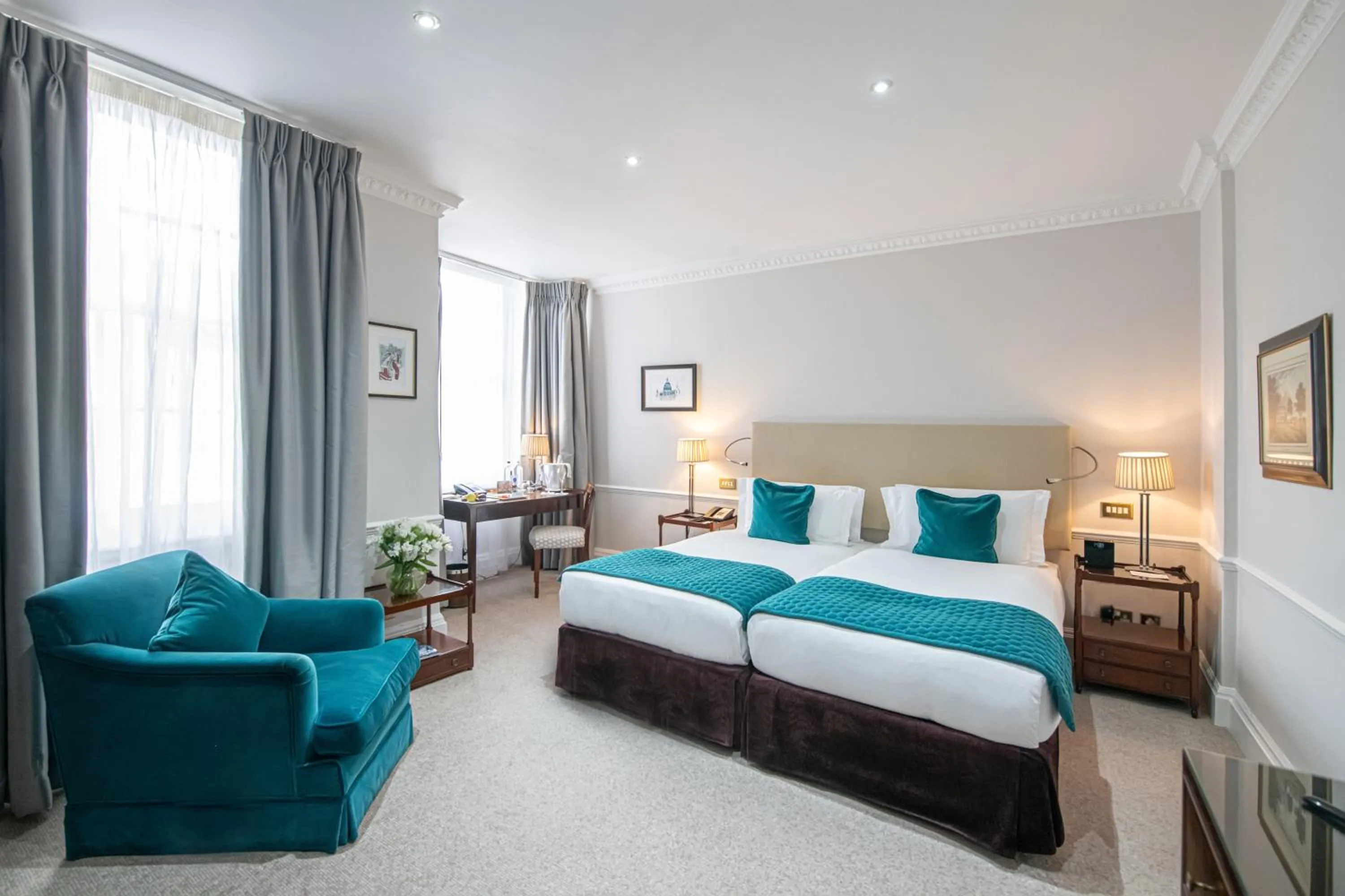 Photo of the whole room in Dukes London