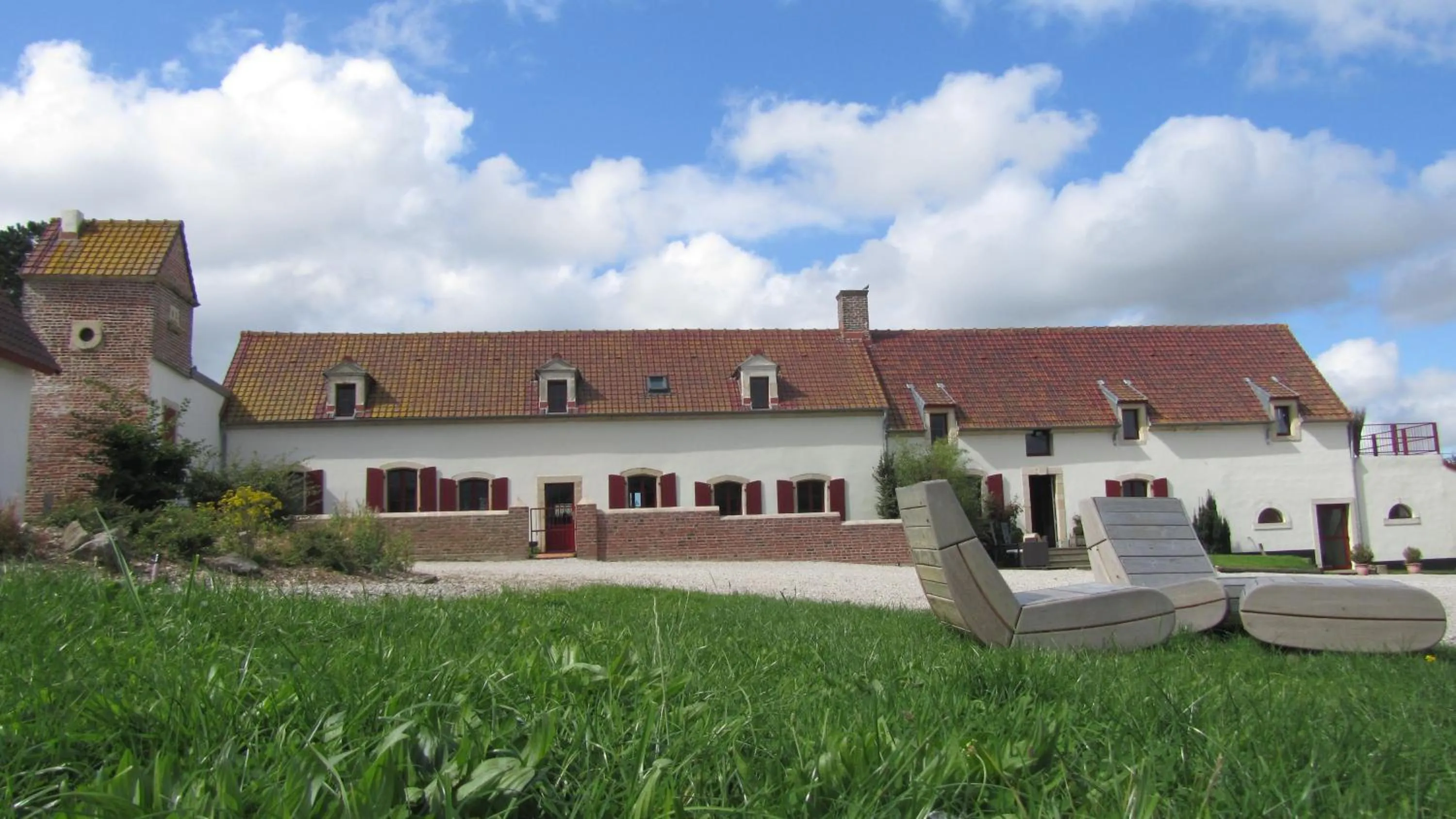 Property building in Éco-domaine Gîtes et Spa - Mer, Nature & Confort - Côte d'Opale
