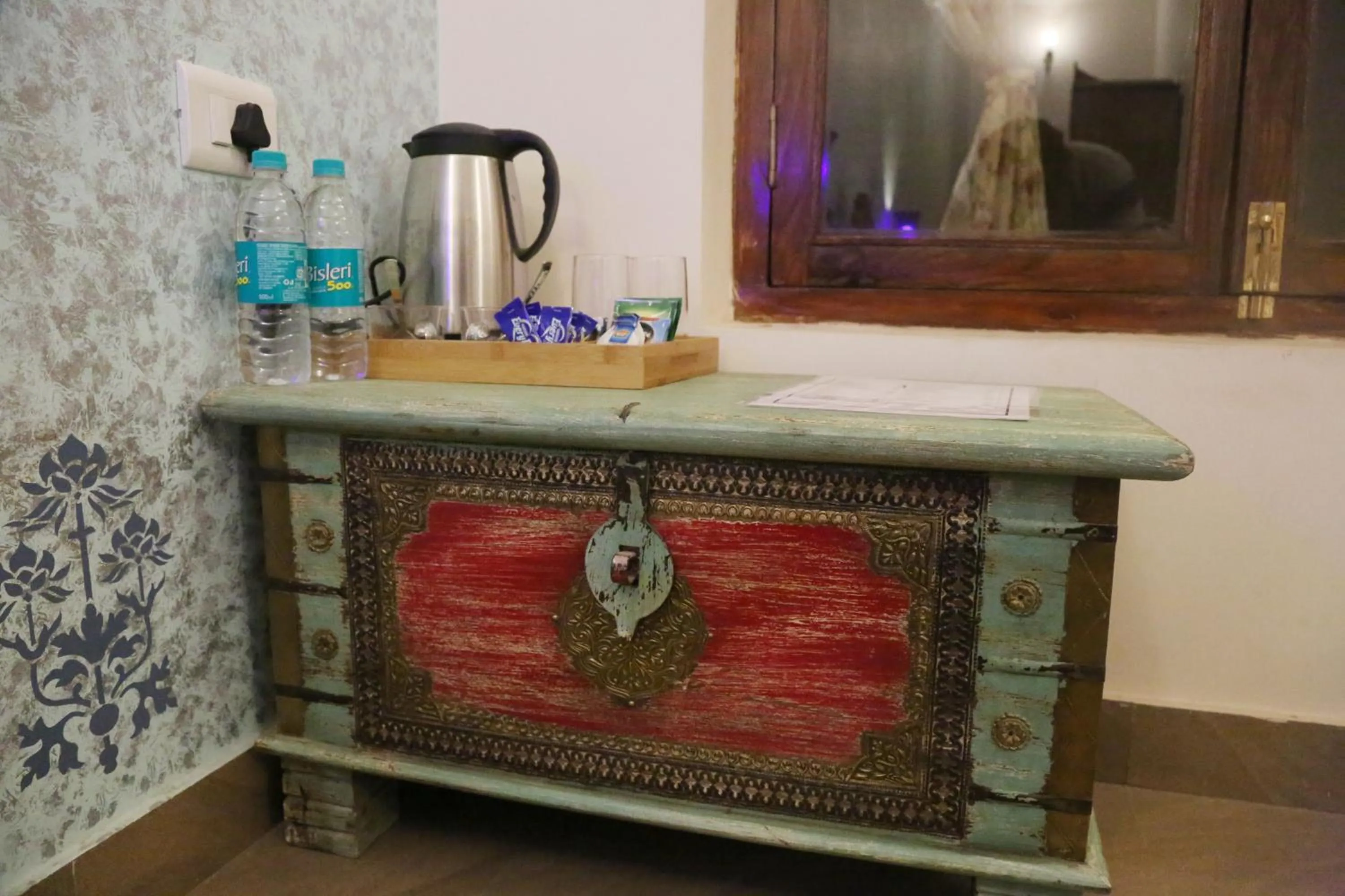 Coffee/tea facilities in Vijaigarh Kothi - Heritage boutique