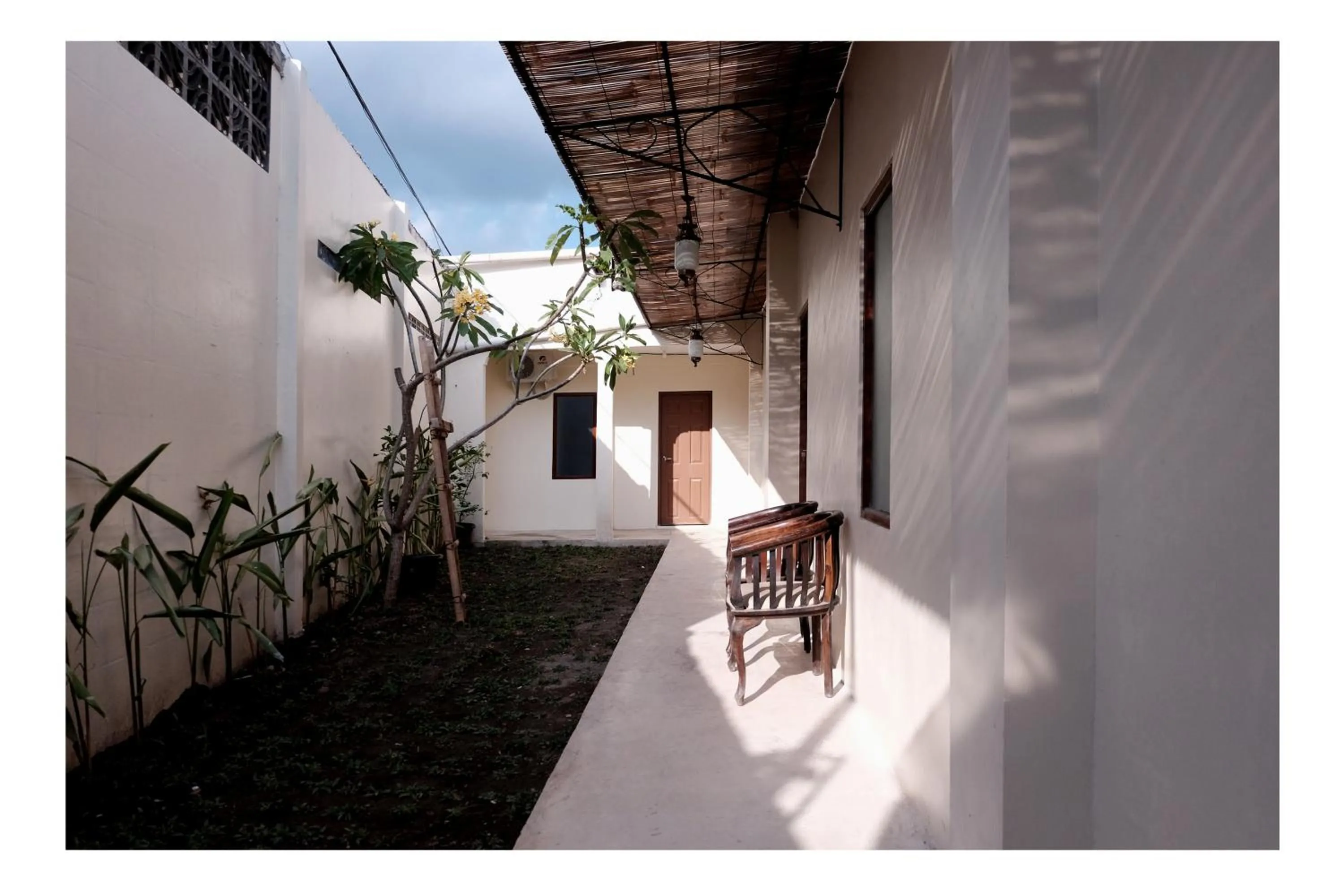 Patio in Hinggil Homestay Syariah Malioboro Yogya Mitra RedDoorz