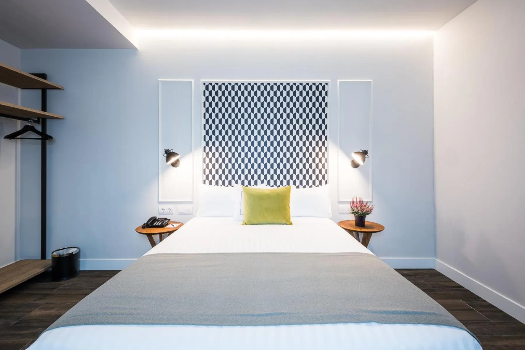 Bed in Intelier Victoria