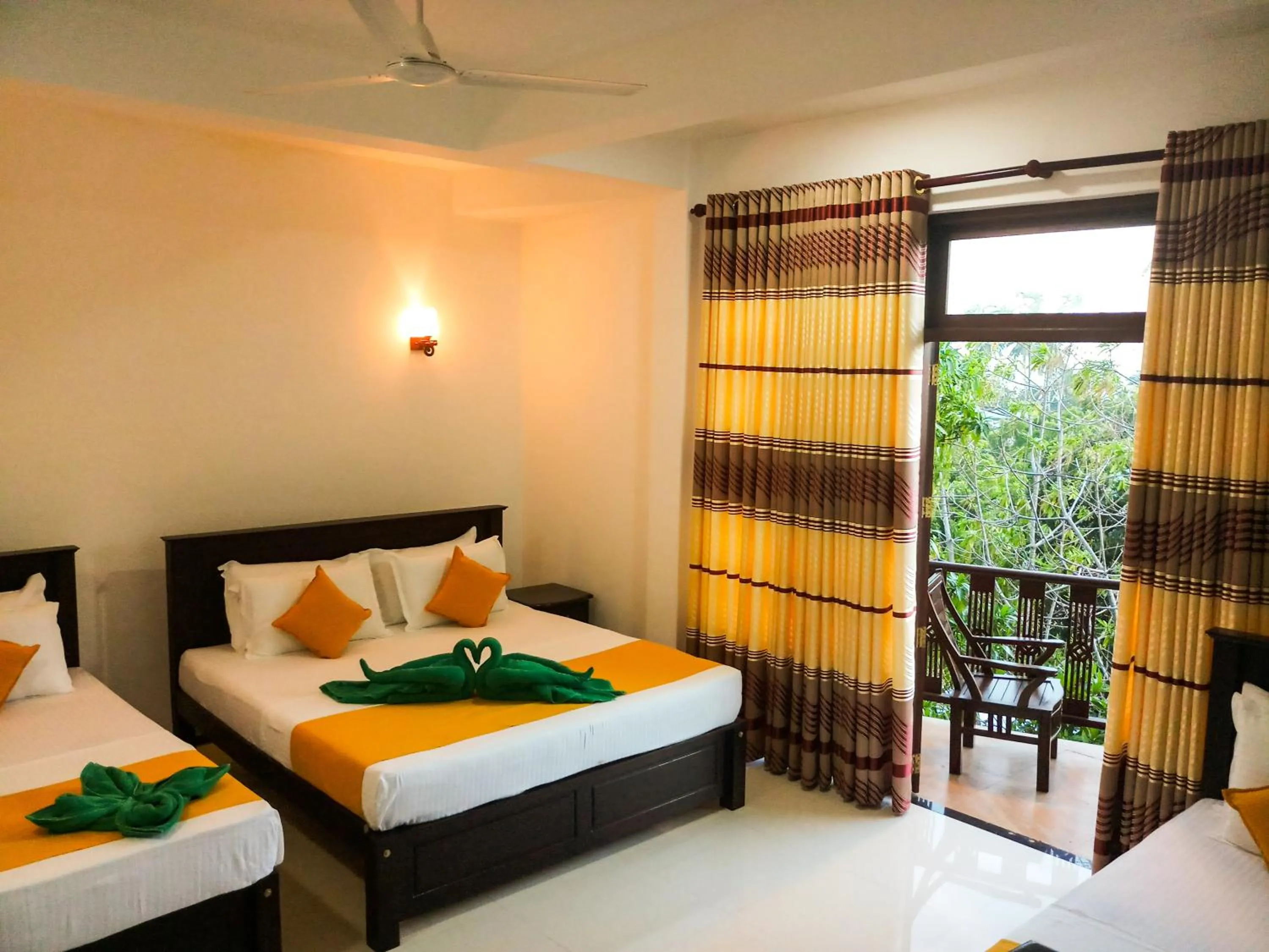 Bed in Queen's Gate, Mirissa