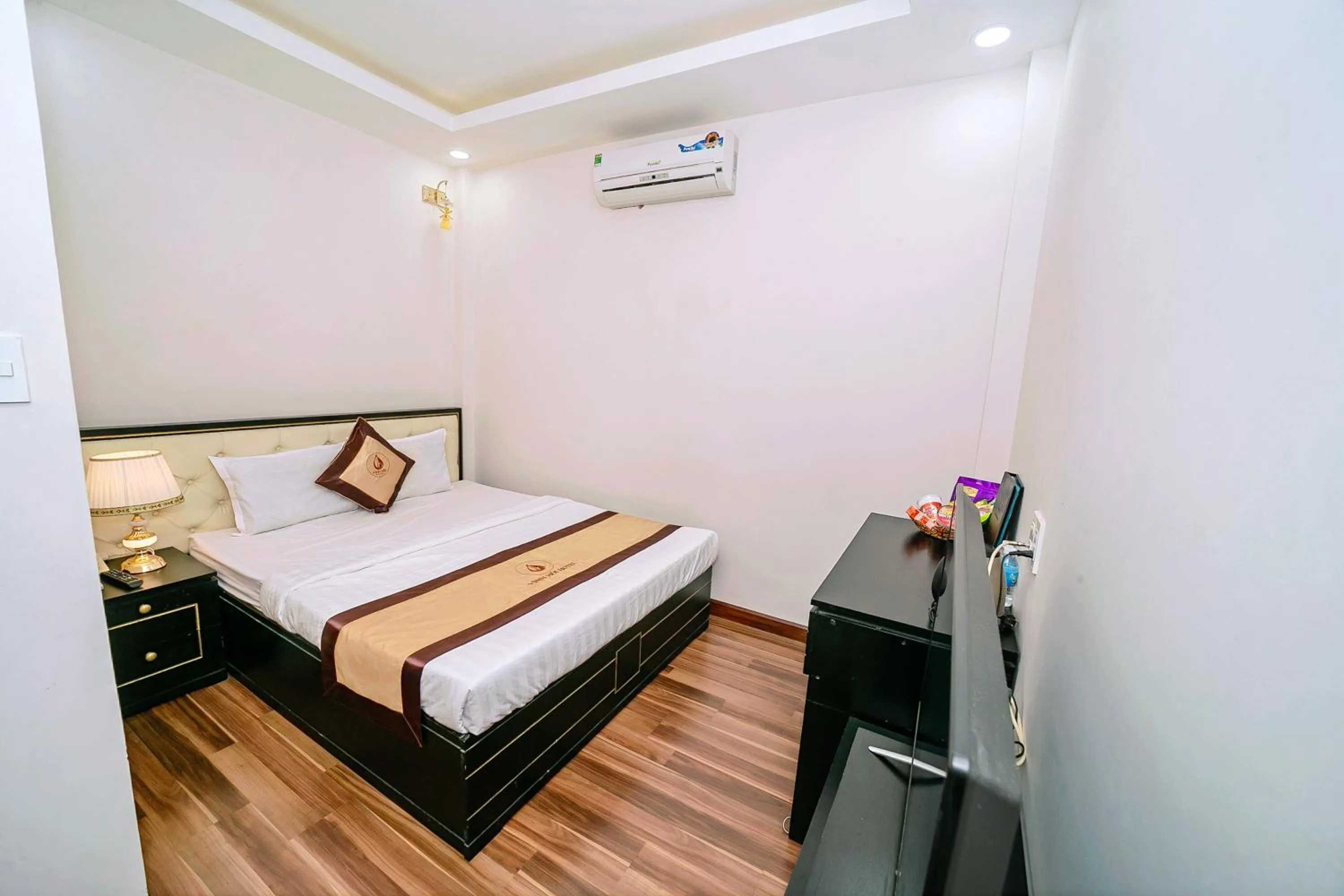 Bed in Khách sạn Vĩnh Hội