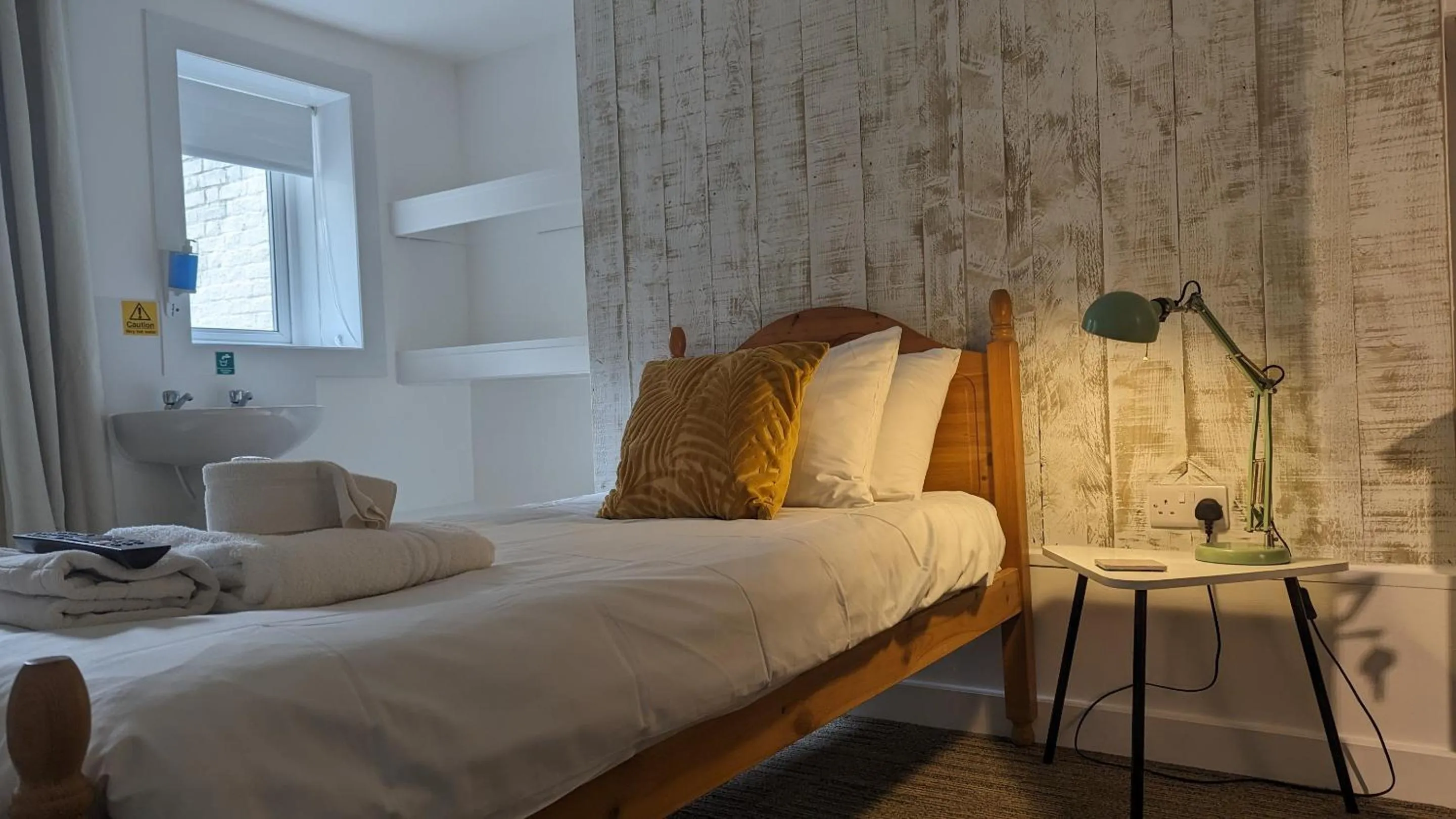 Bedroom, Bed in Dover Town Rooms - Short Lets & Serviced Accommodation - Dover