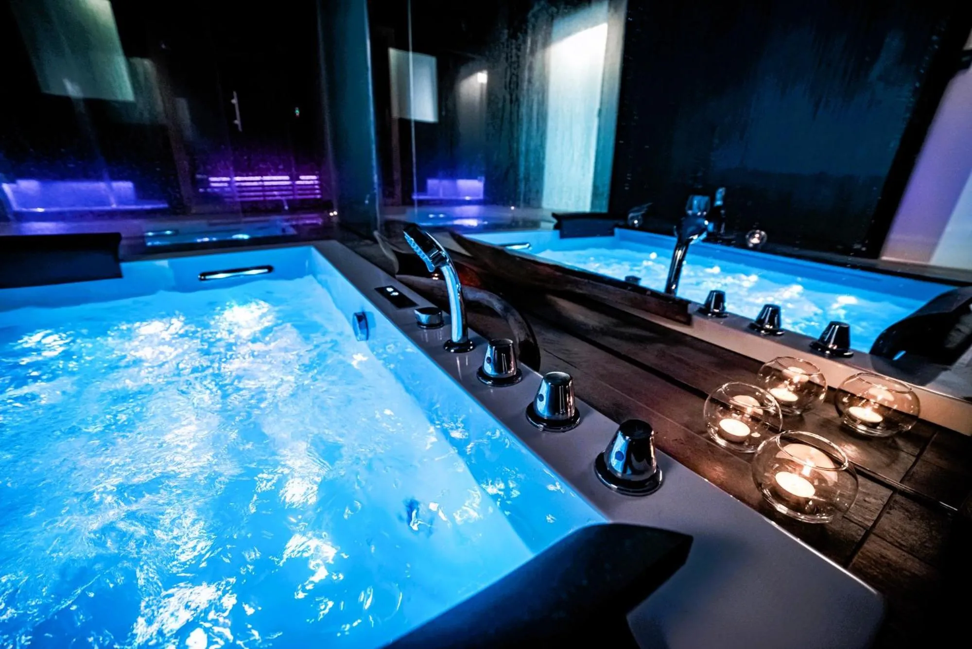 Hot Tub in Petruso Resort