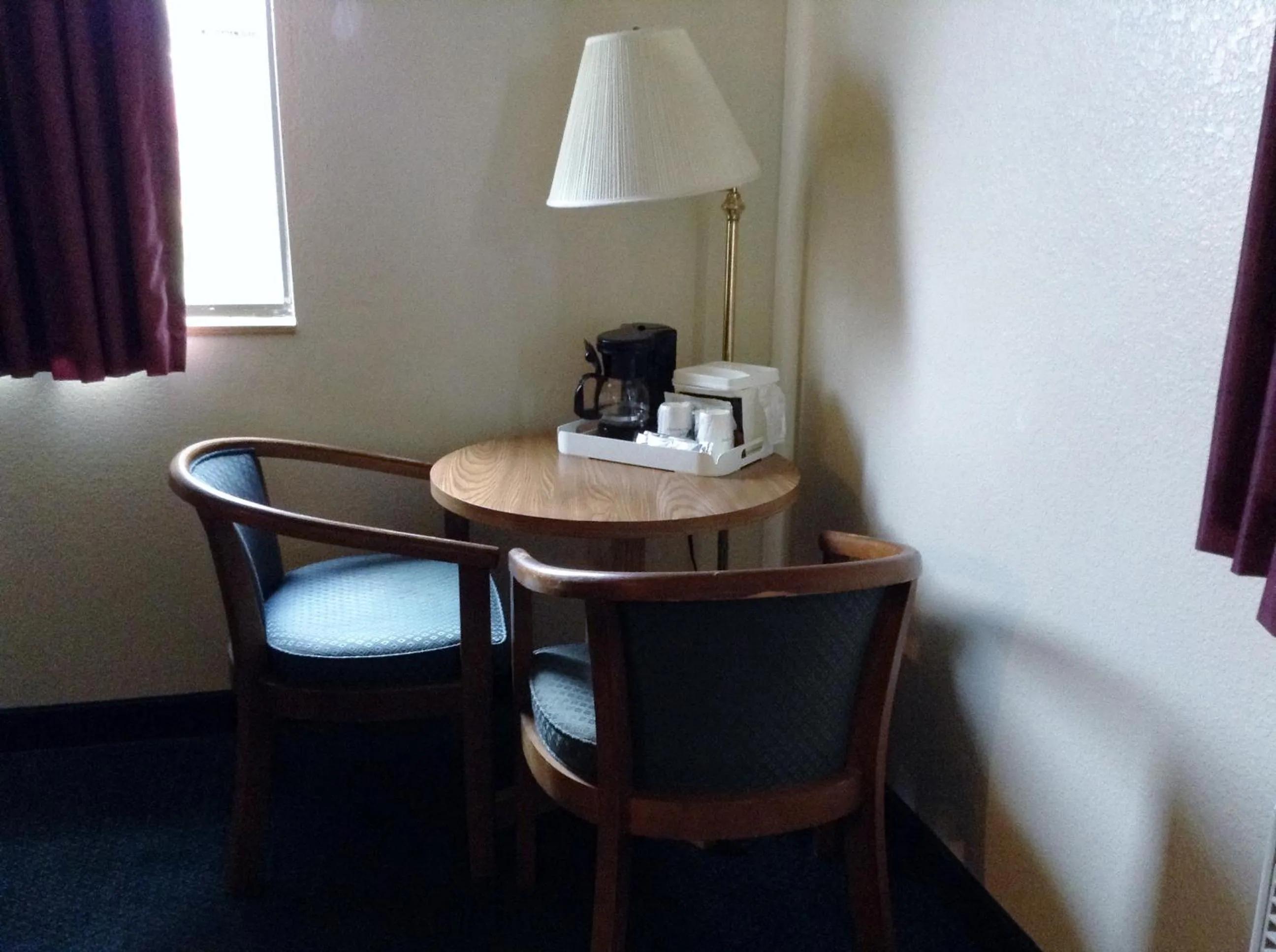 Coffee/tea facilities in Travelodge by Wyndham Hudsonville