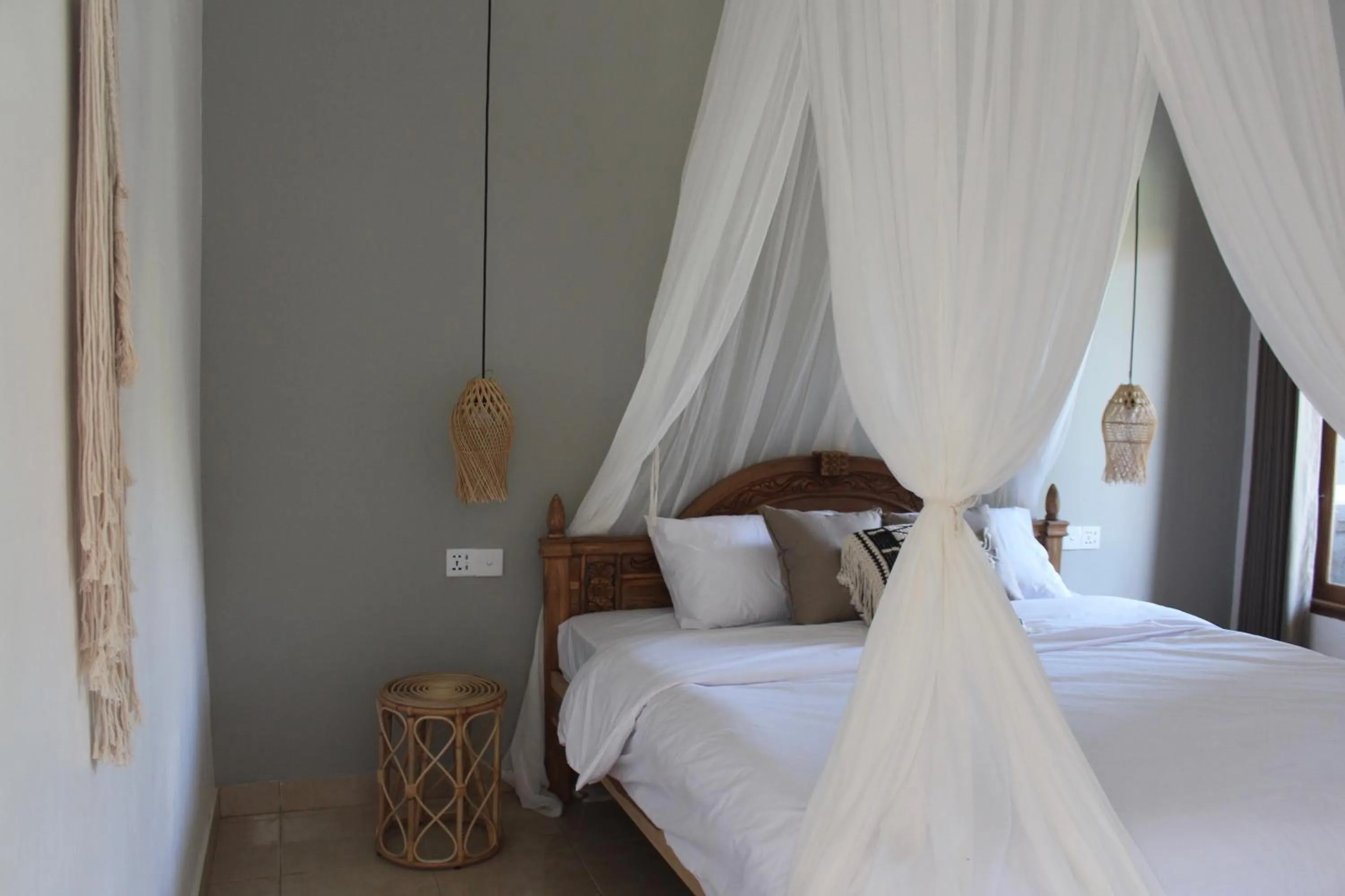 Bed in The Inn Possible