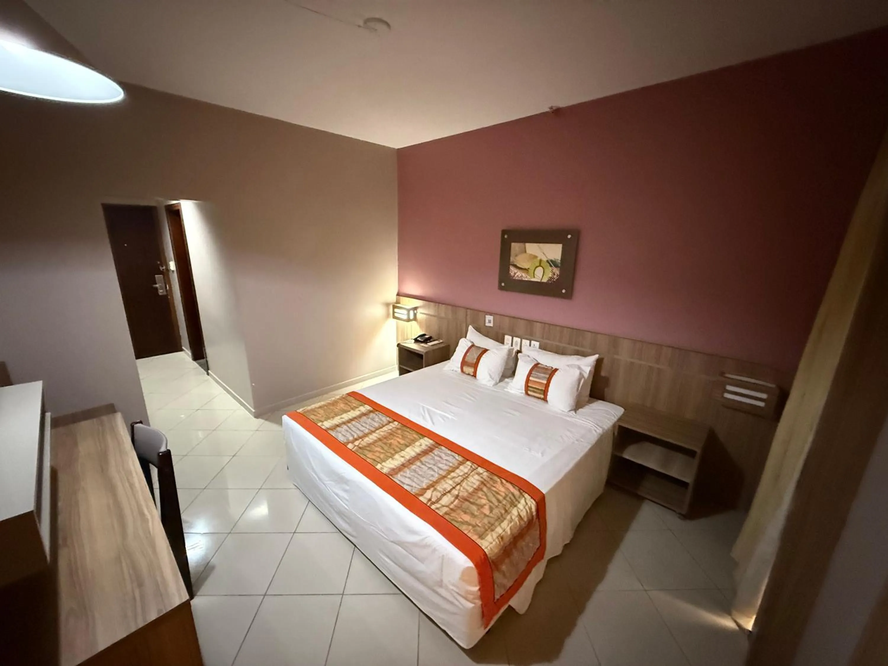 Photo of the whole room, Bed in Paiaguás Palace Hotel