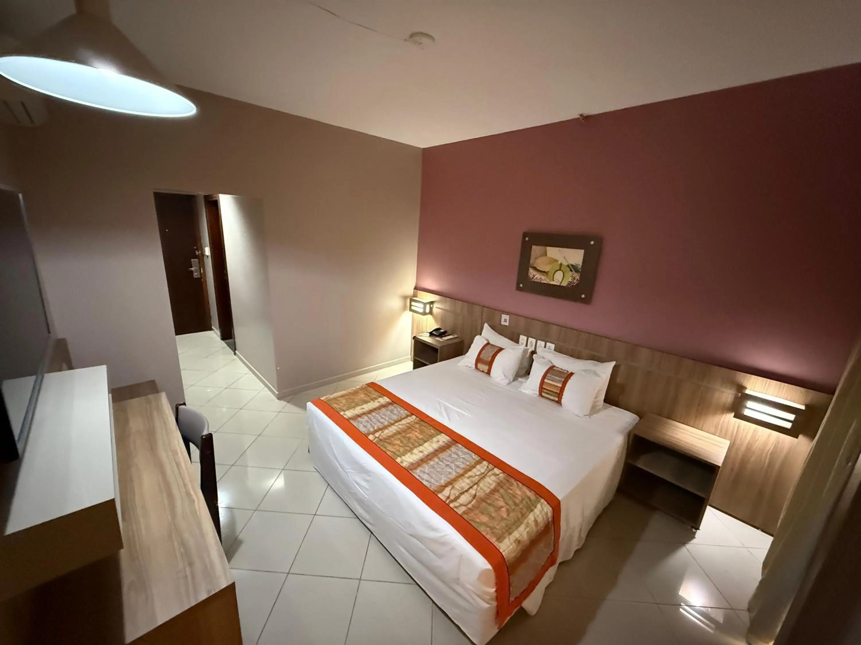 Photo of the whole room, Bed in Paiaguás Palace Hotel