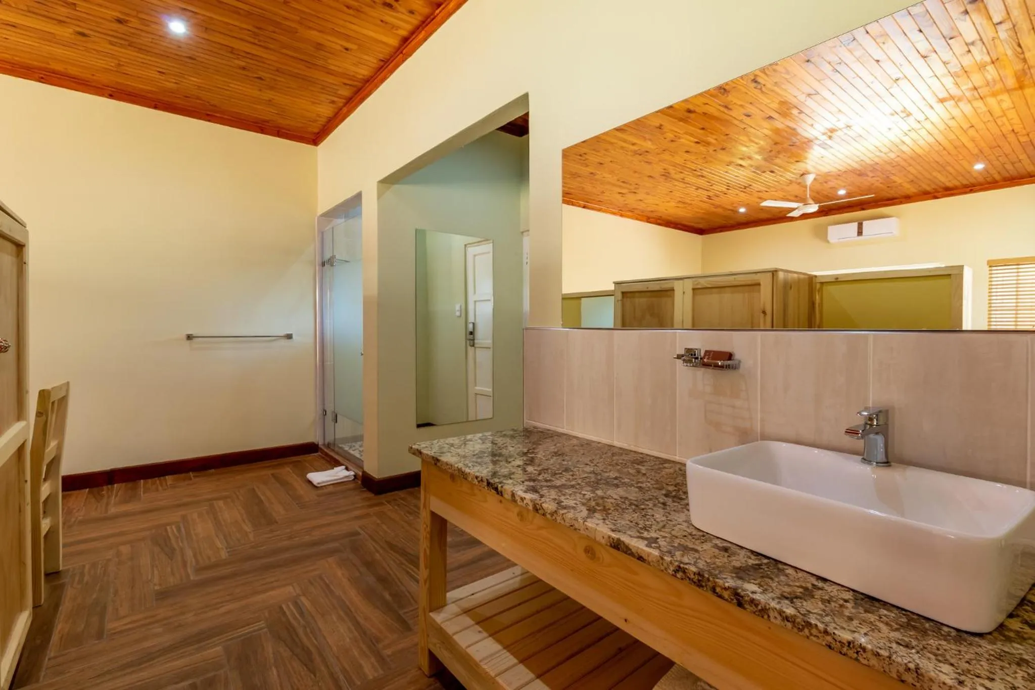 Bathroom in Little Pilgrims Boutique Hotel