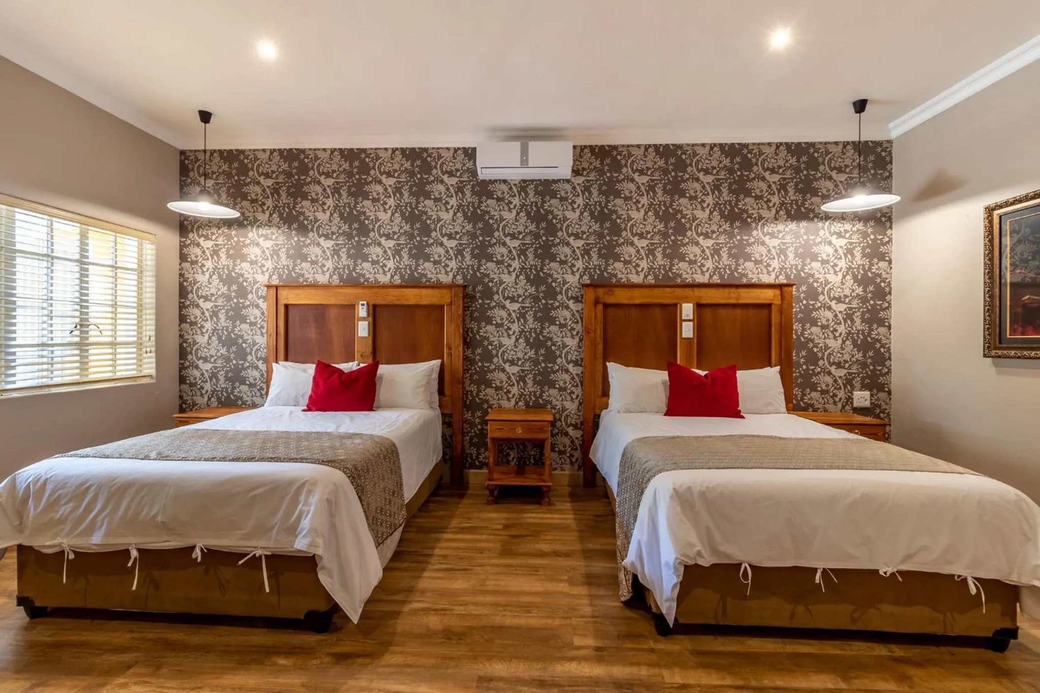 Bed in Little Pilgrims Boutique Hotel