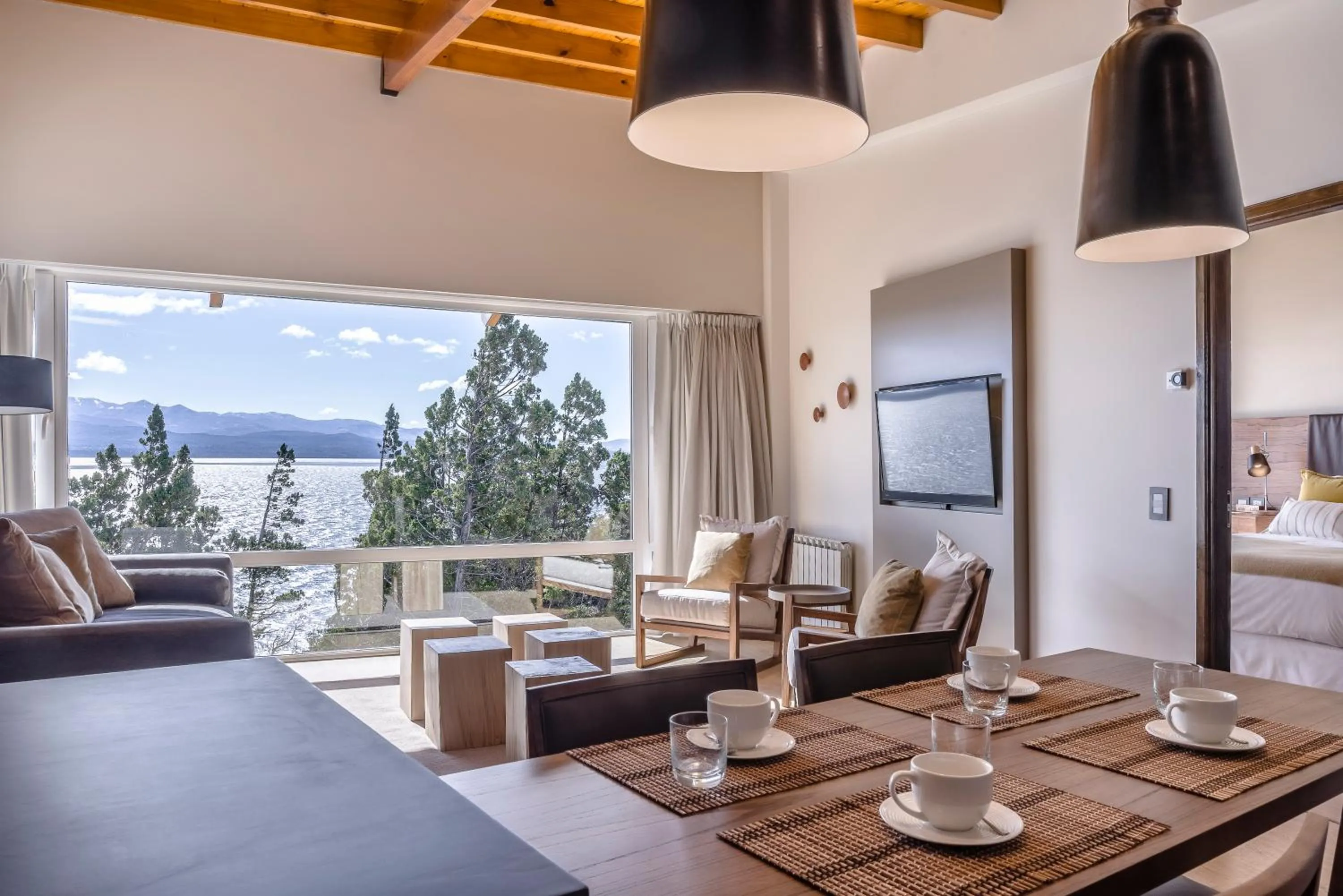 Living room in Aguila Mora Suites & Spa