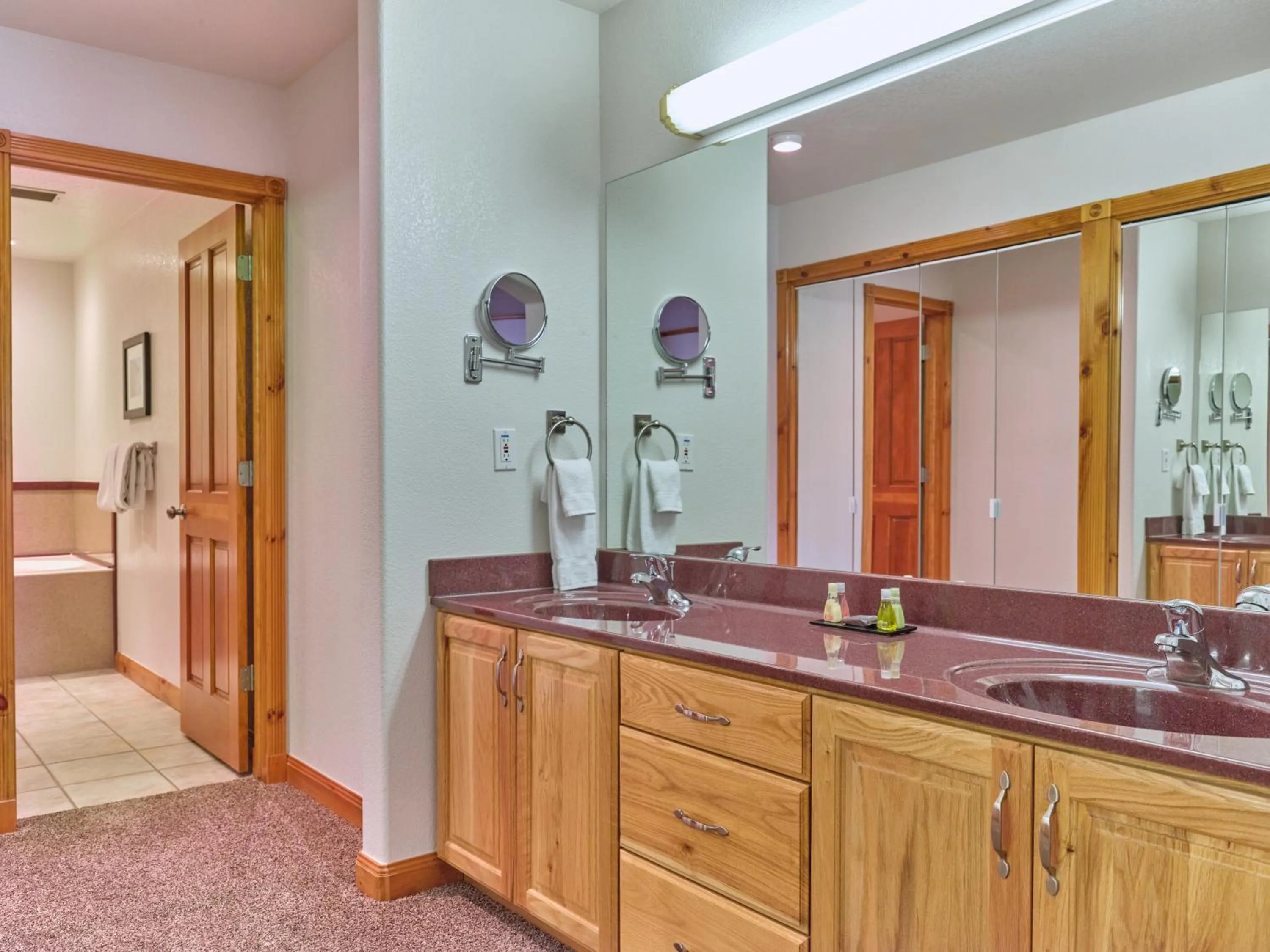 Bathroom in Zermatt Utah Resort & Spa Trademark Collection by Wyndham