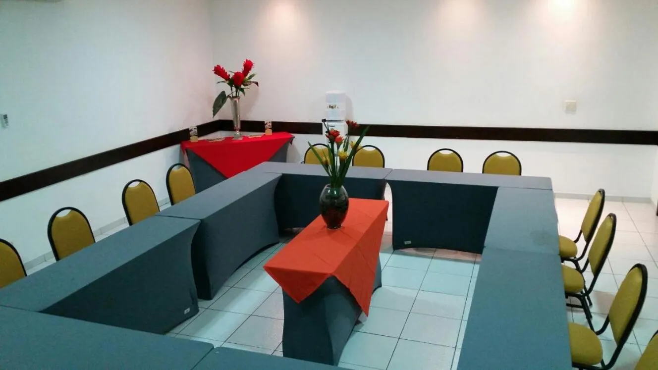 Meeting/conference room in Hotel Sansaed