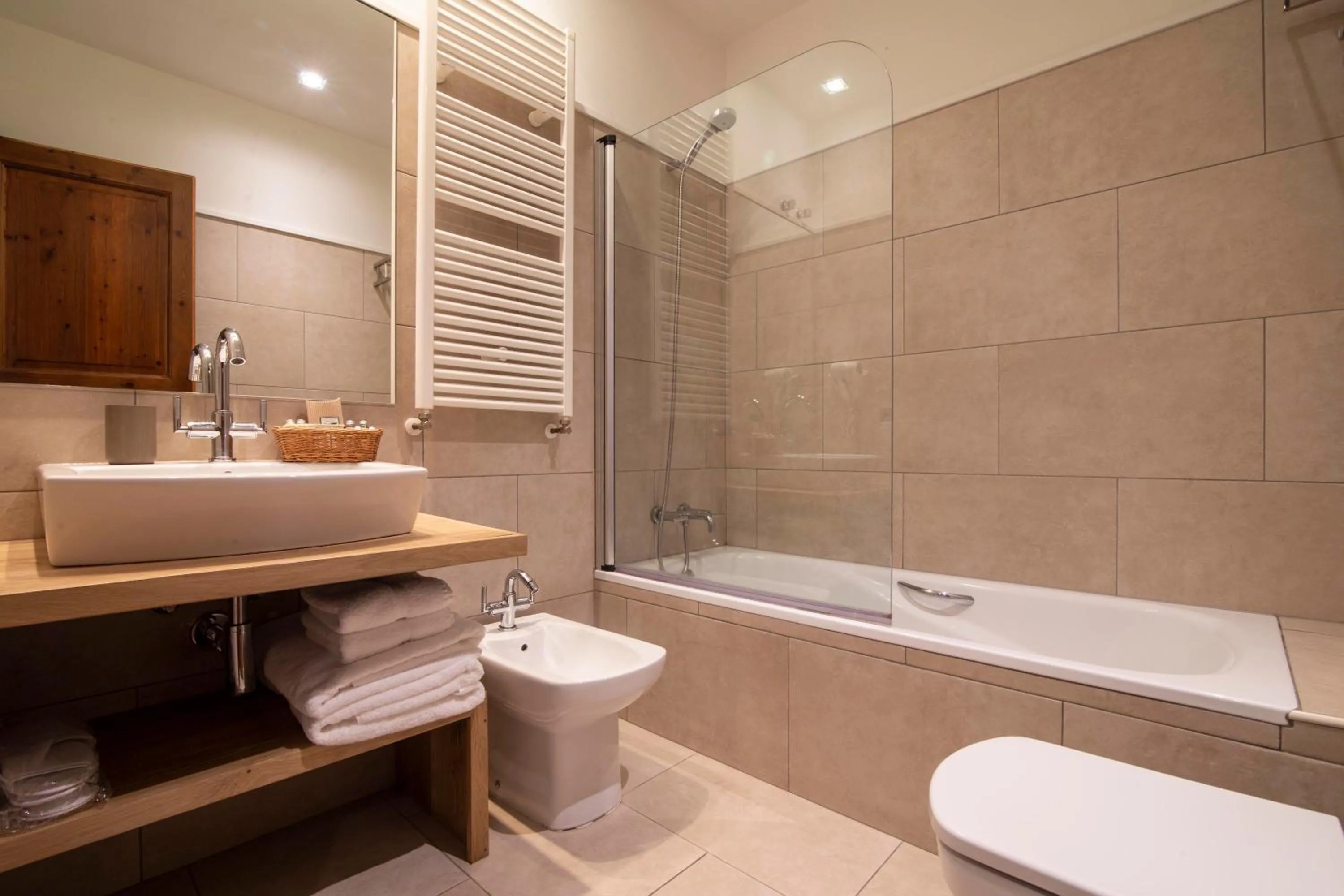 Toilet in Eira Ski Lodge