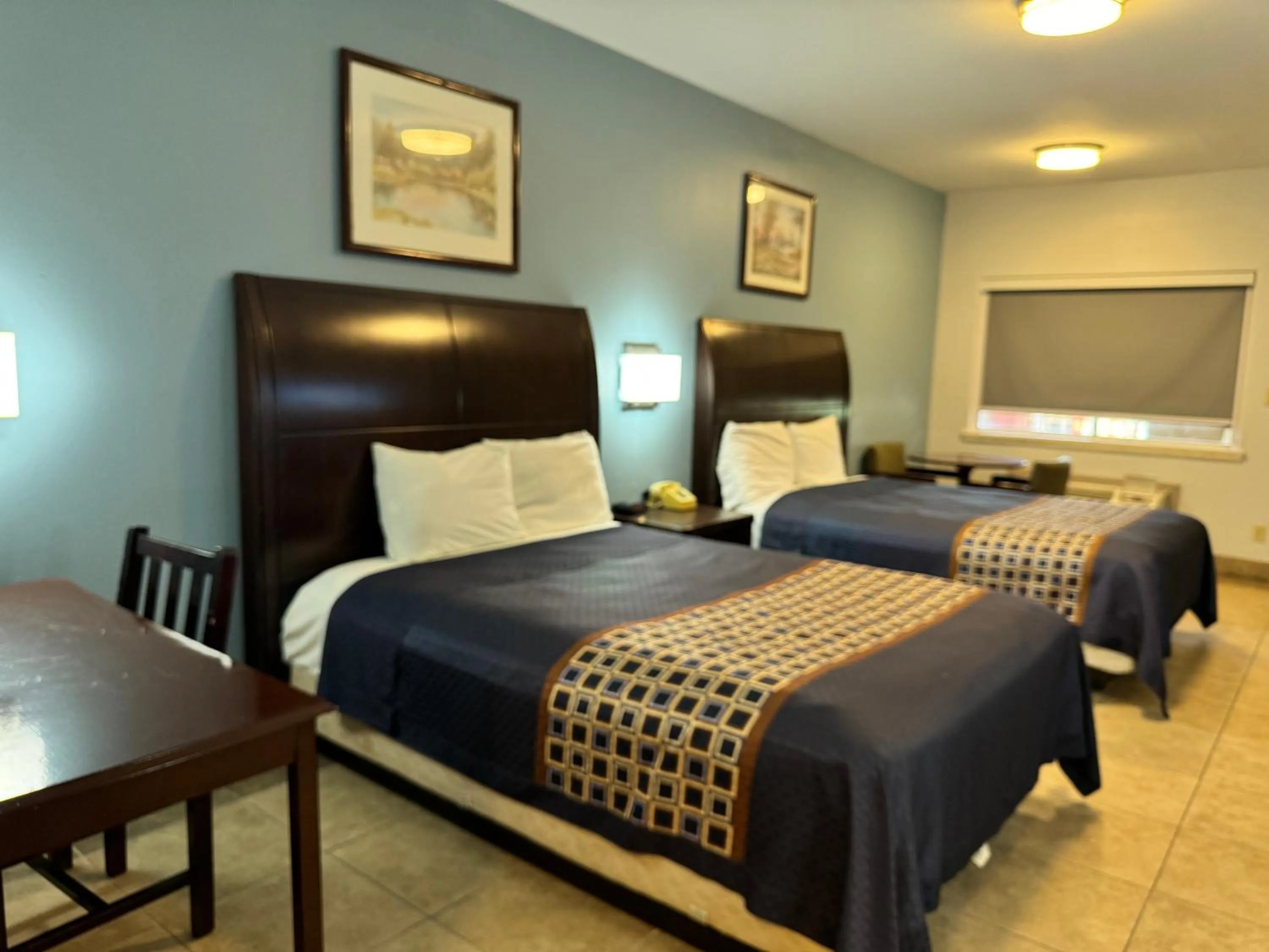 Bedroom, Bed in Texas Inn and Suites City Center at University Dr.