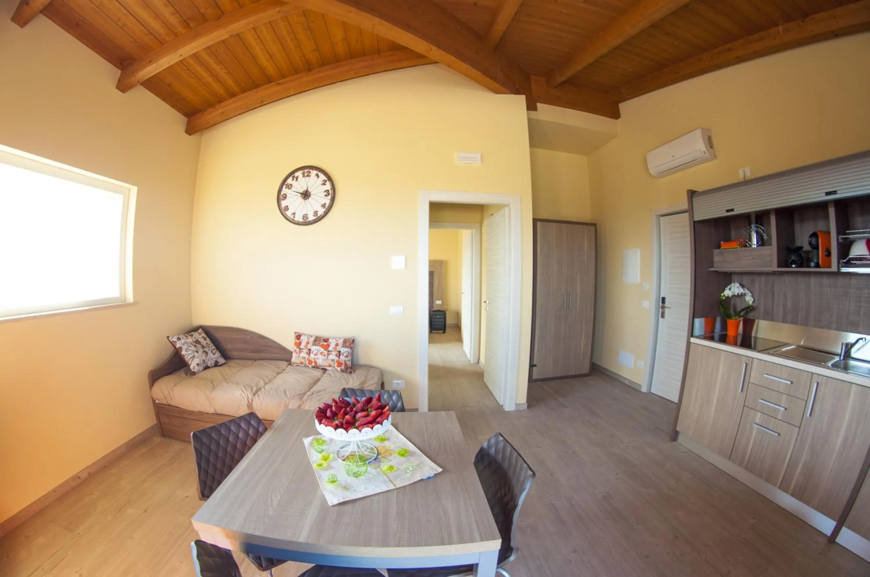 Kitchen or kitchenette in Cataleya Resort & Spa