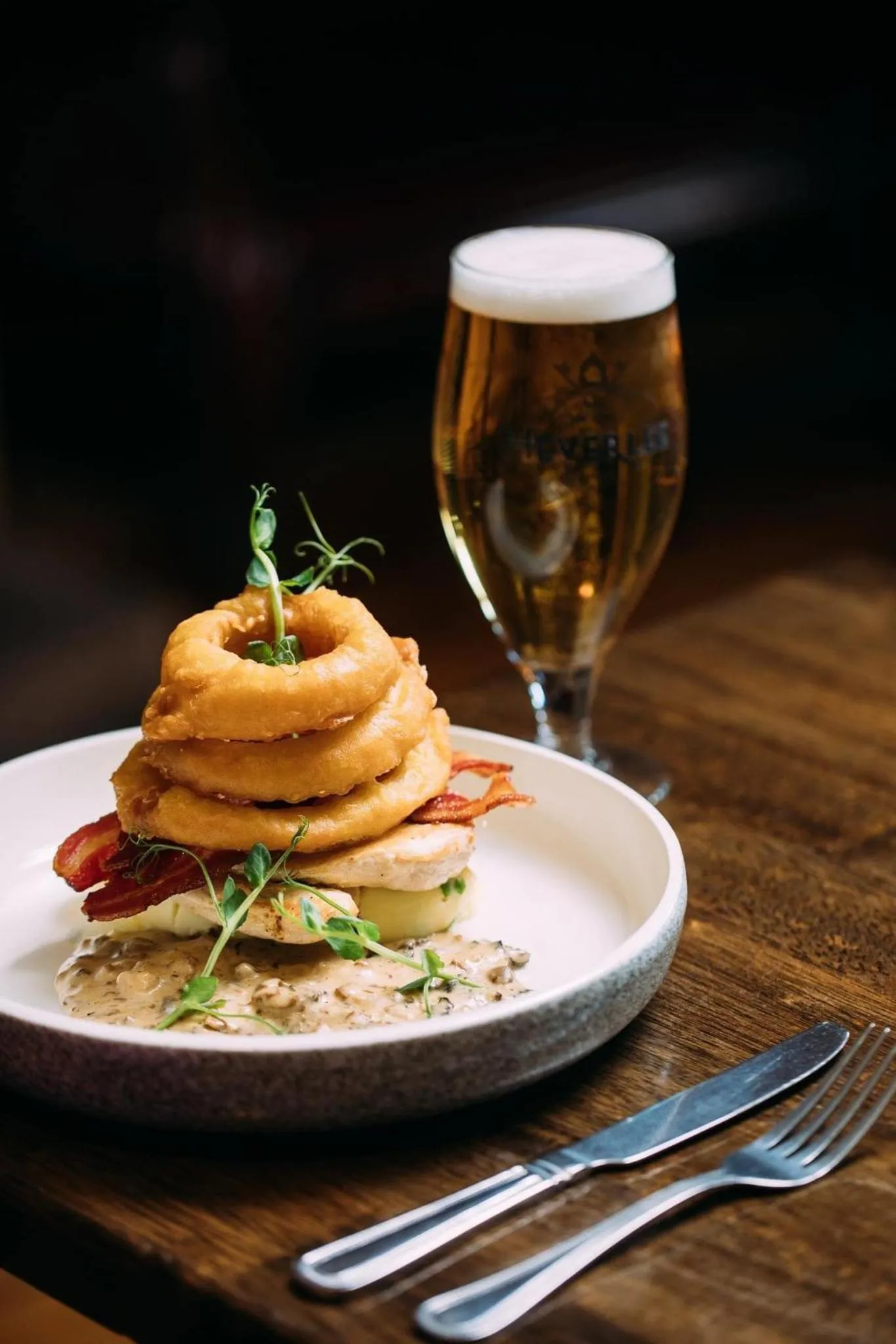 Restaurant/places to eat in The Valley Hotel & Carriage Gardens