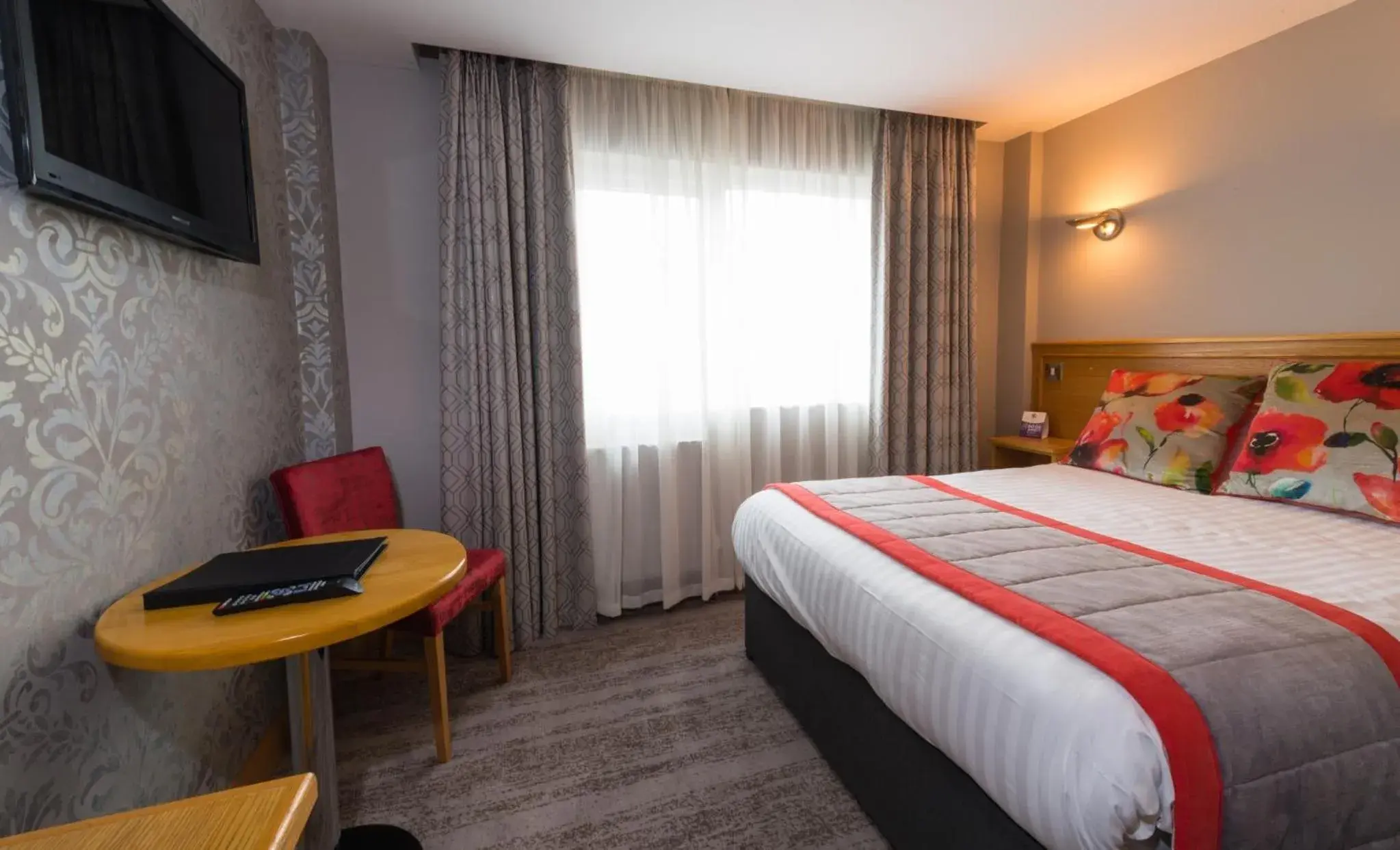Double Room - single occupancy in The Valley Hotel & Carriage Gardens Double Room - single occupancy in The Valley Hotel & Carriage Gardens