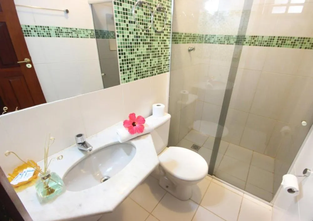 Bathroom in Pousada Coqueiro Verde