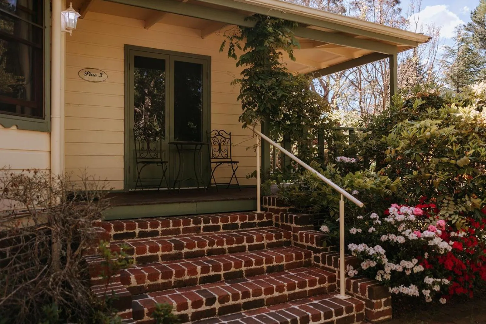 Federation Gardens & Possums Hideaway