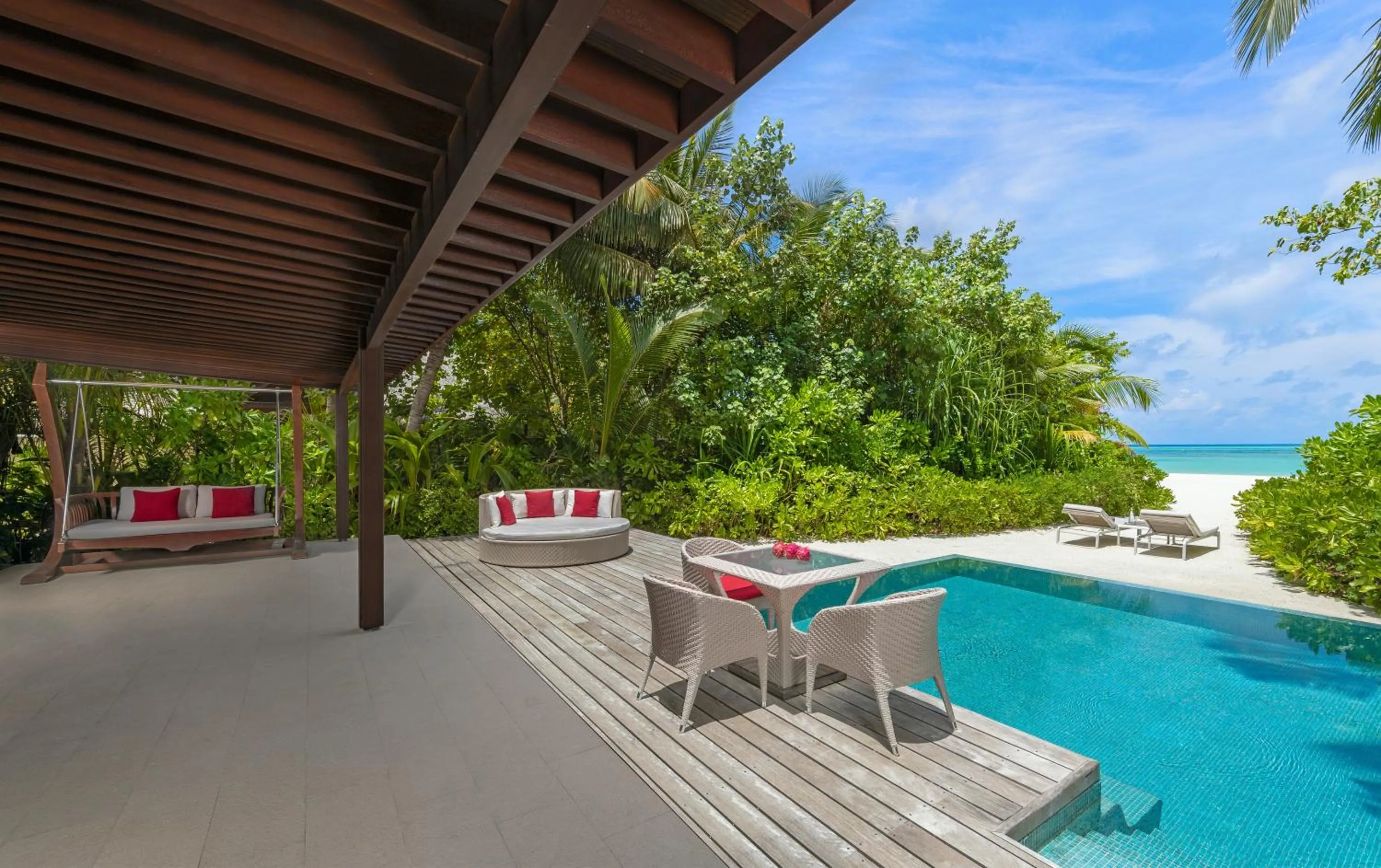 Swimming pool in Niyama Private Islands Maldives
