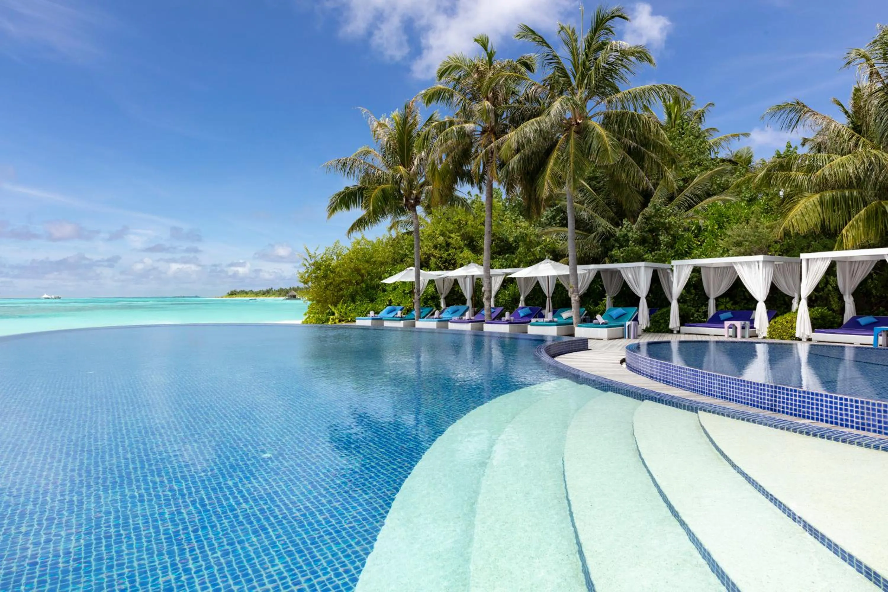 Swimming pool in Niyama Private Islands Maldives