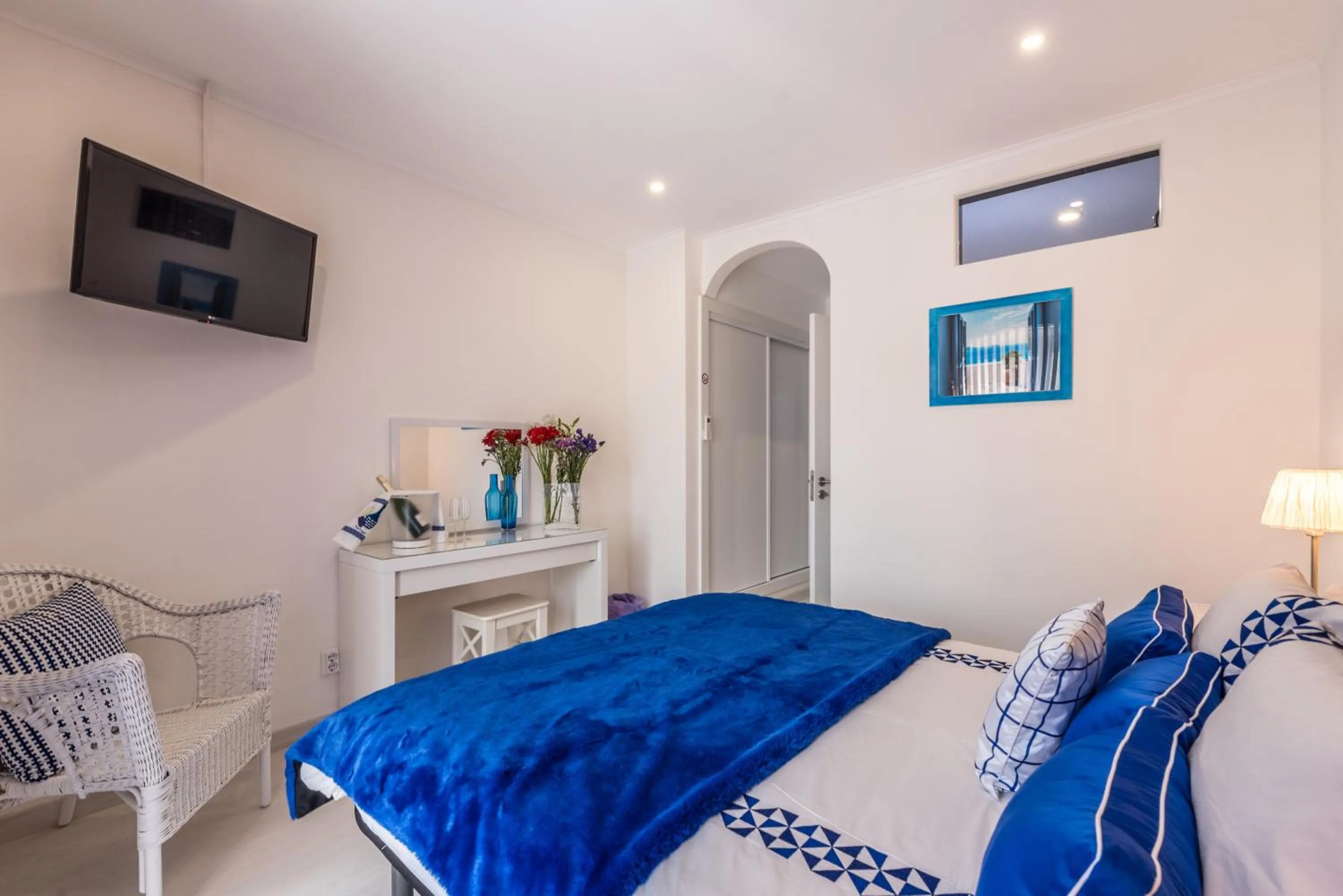 Bed in Suites @ Portarade