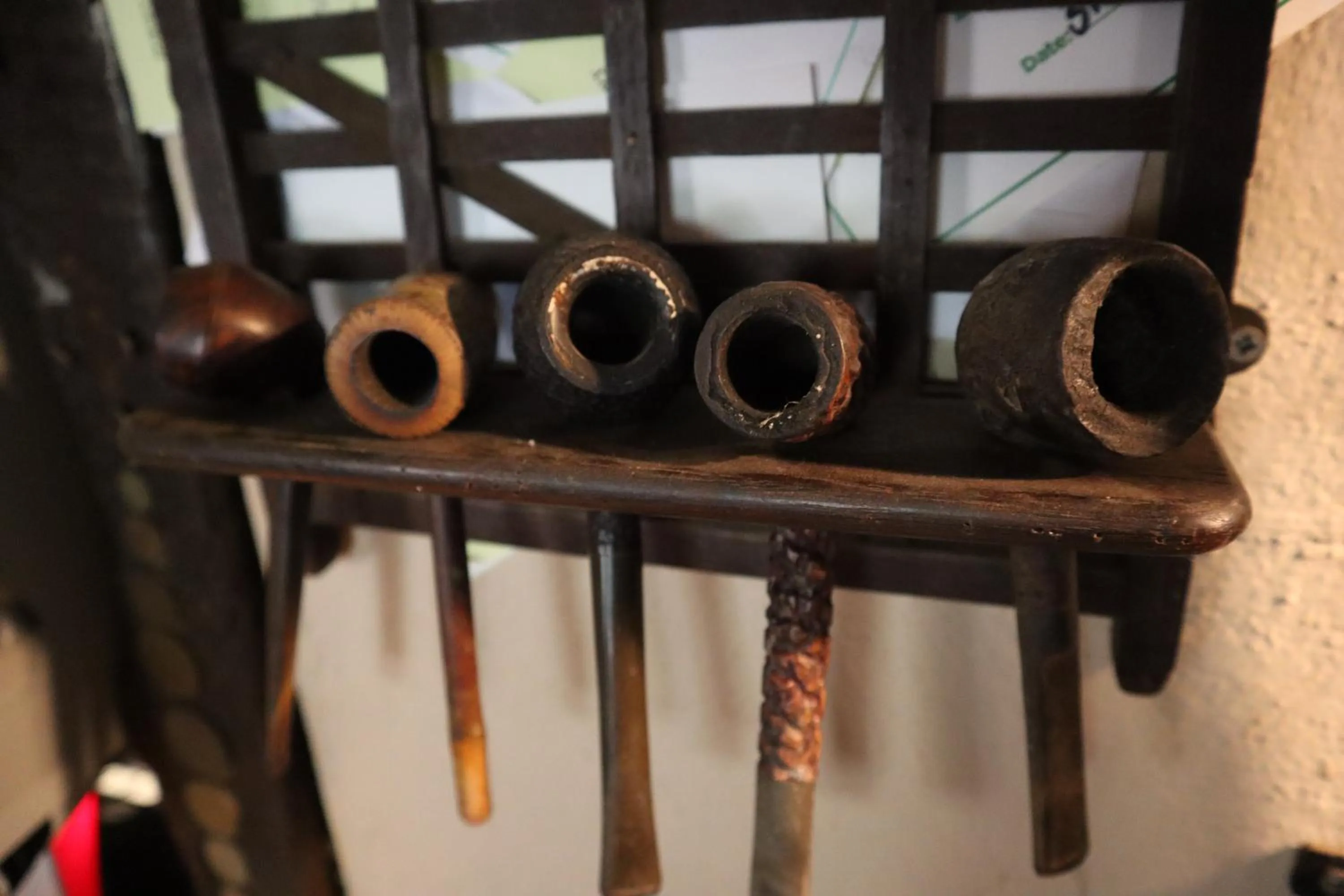 Decorative detail in The White Horse Inn