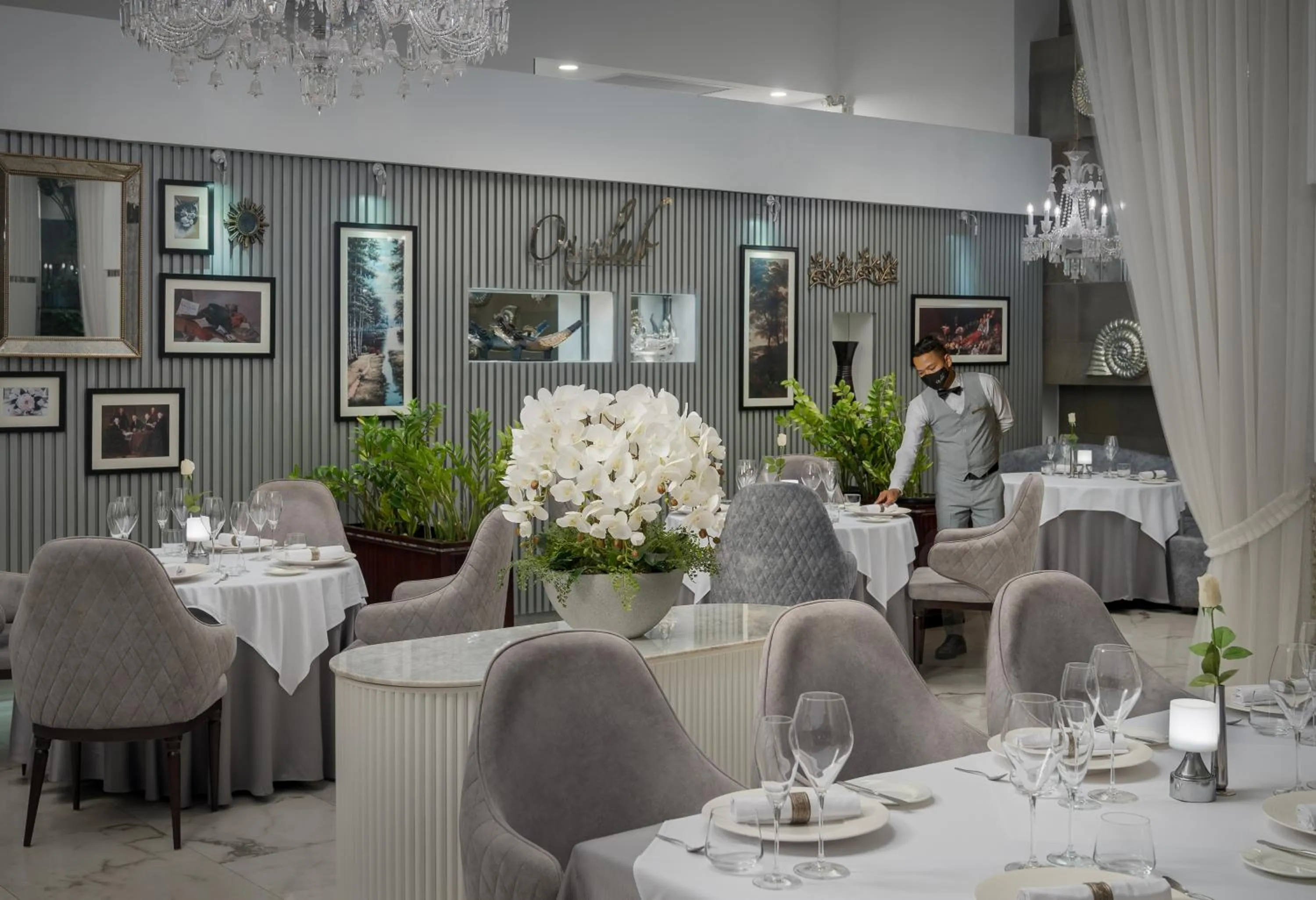 Restaurant/places to eat in THE PRIVILEGE FLOOR by Borei Angkor