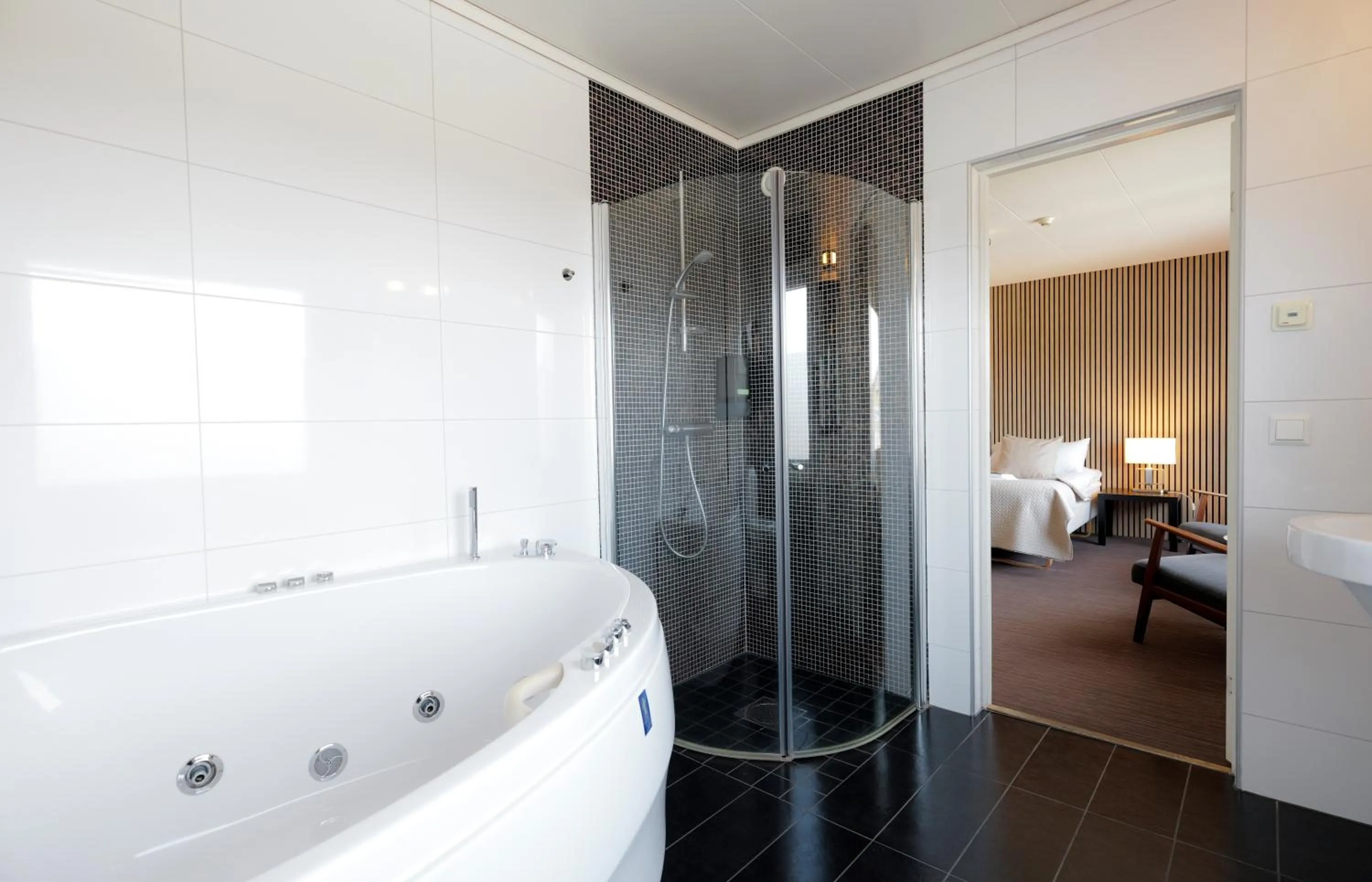 Shower in Hotell Veckefjärden