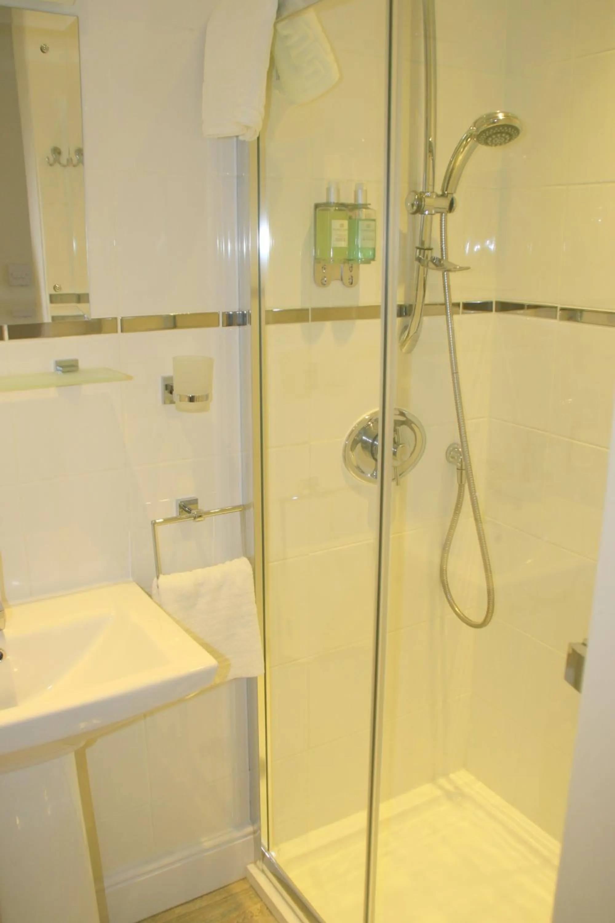 Shower in The Claremont