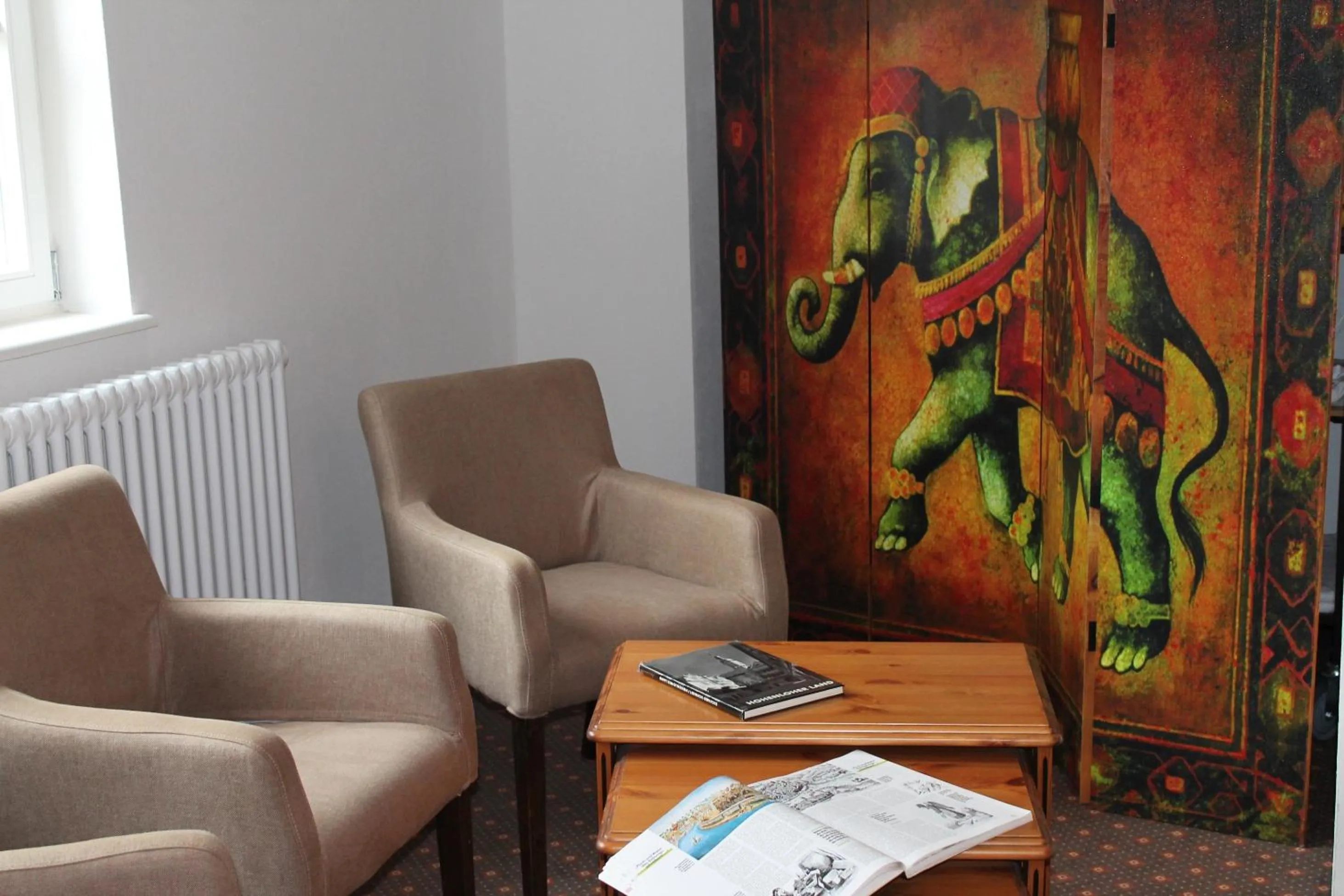 Communal lounge/ TV room in Stadt-gut-Hotel Gasthof Goldener Adler