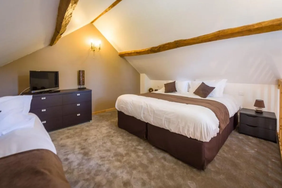 Bed in Domaine de Presle Saumur, The Originals Relais