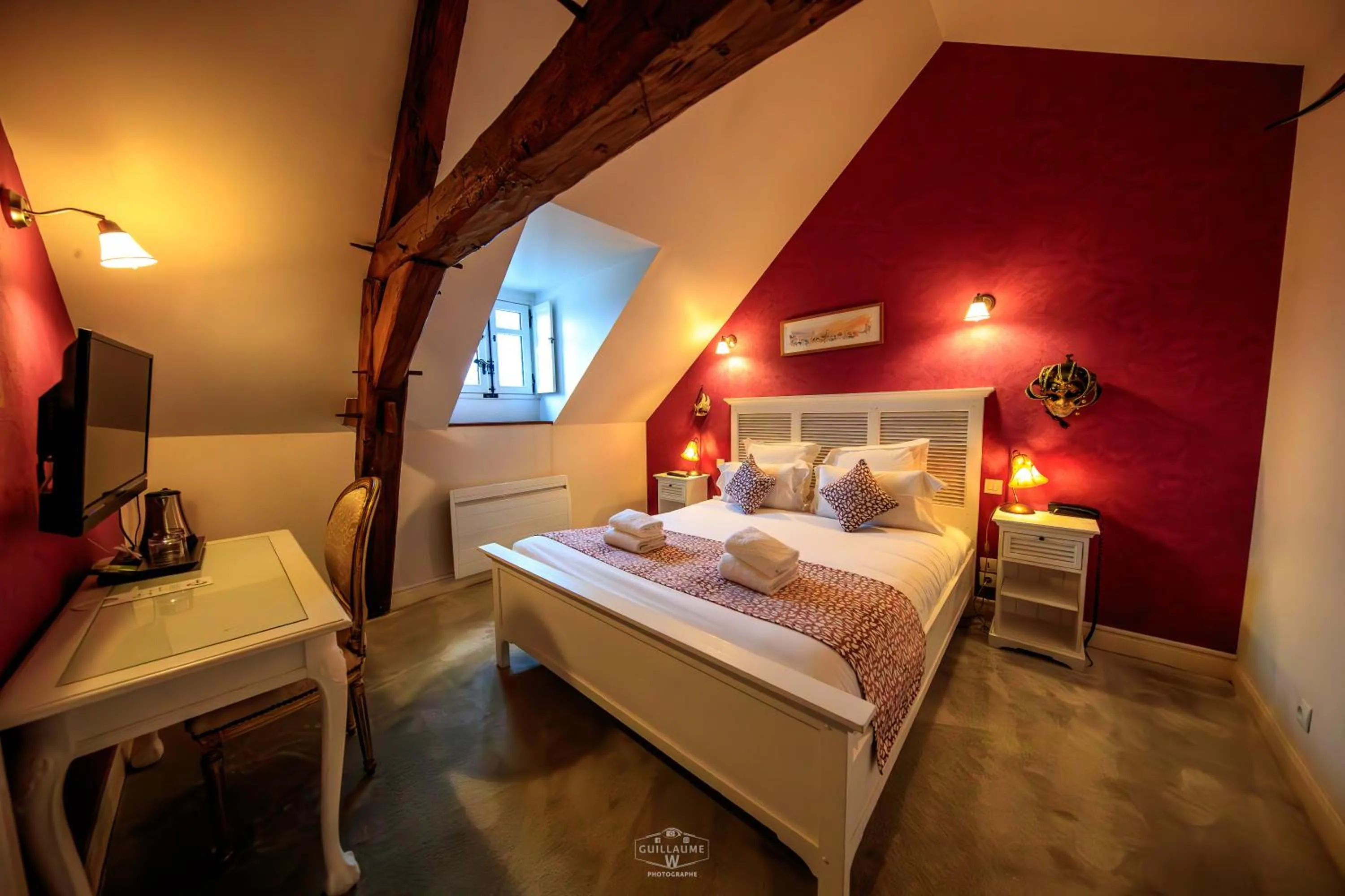 Bed in Domaine de Presle Saumur, The Originals Relais