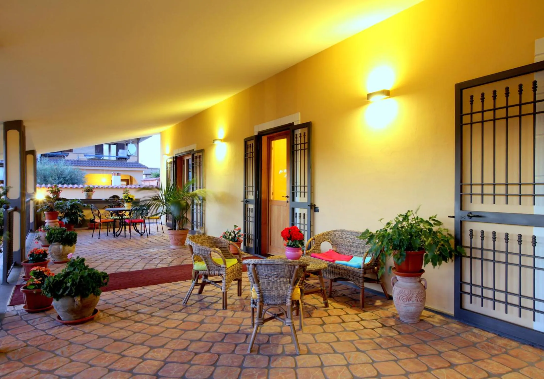 Property building in Villa Rosita