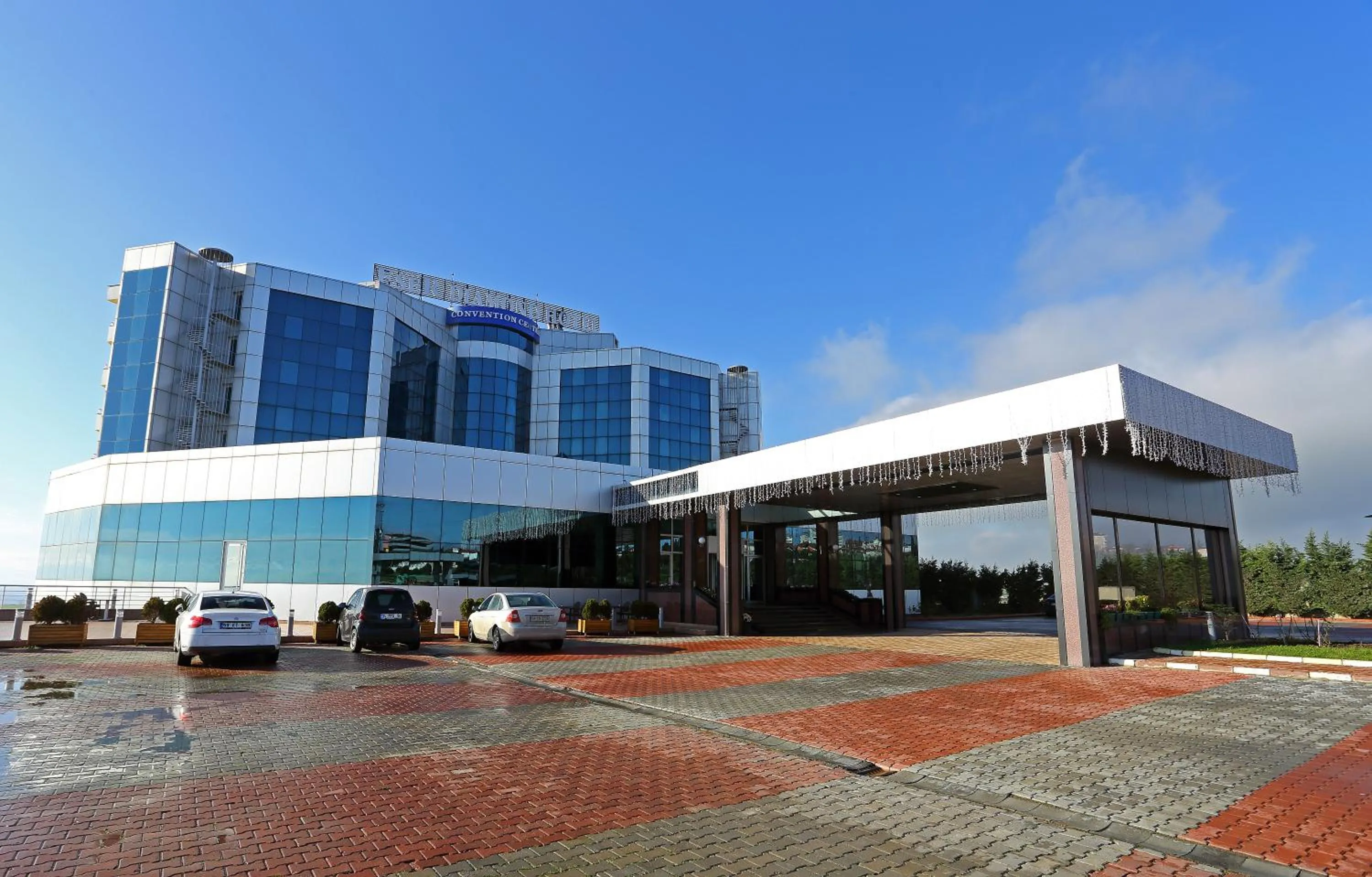 Facade/entrance in Eser Diamond Hotel Spa & Convention Center İstanbul
