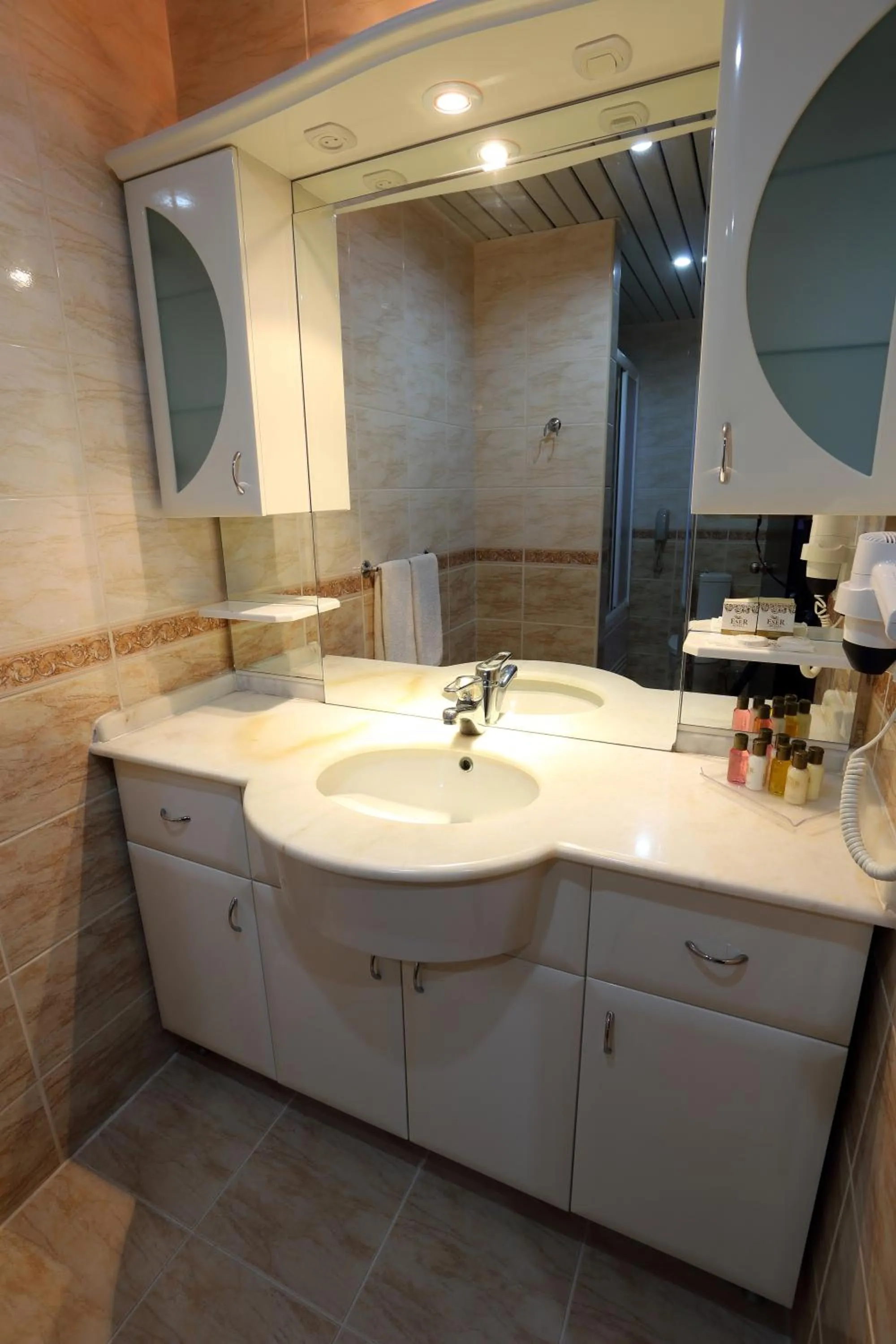 Bathroom in Eser Diamond Hotel Spa & Convention Center İstanbul