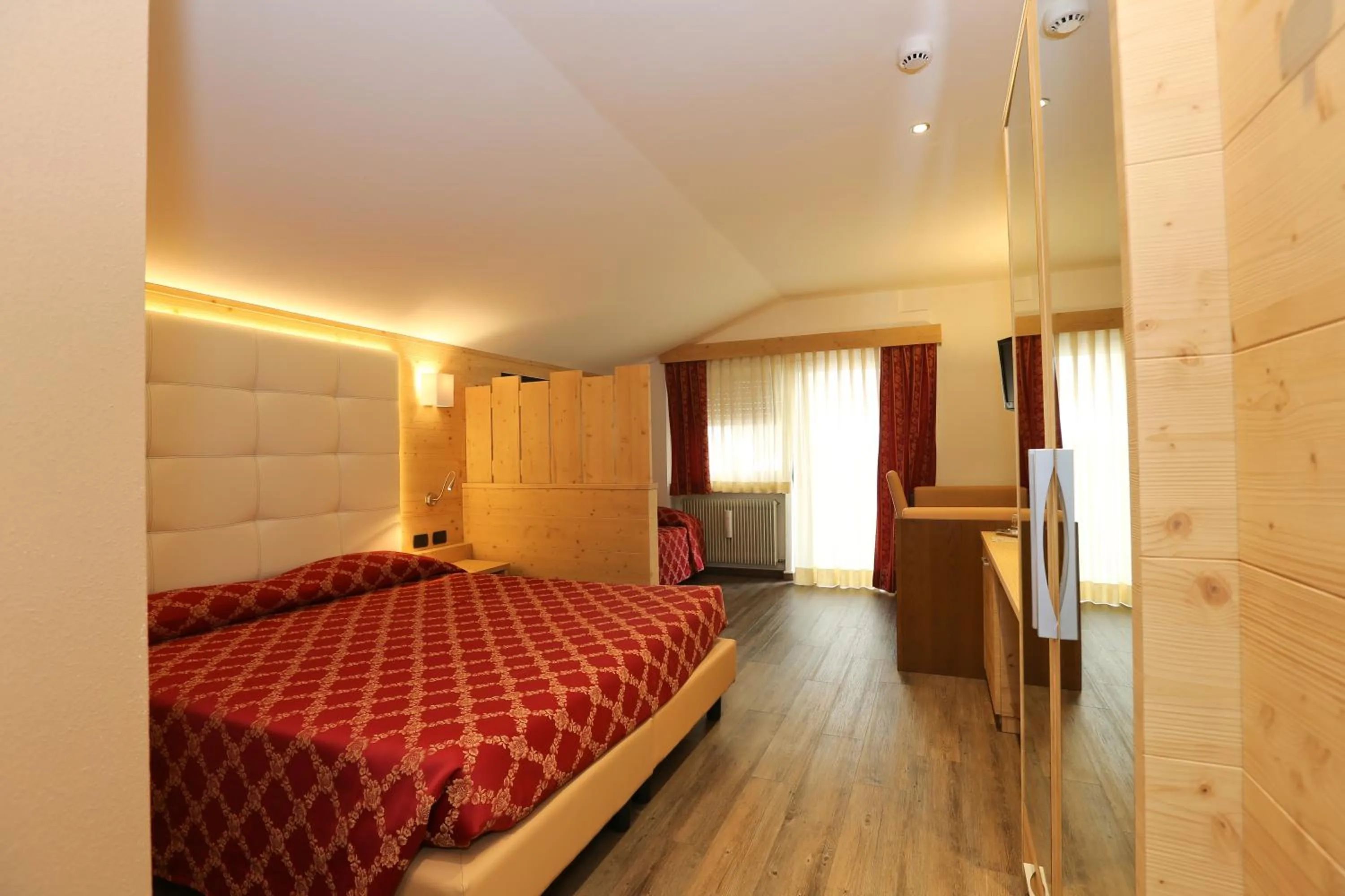 Bed in Family Hotel Andes - Only for Family