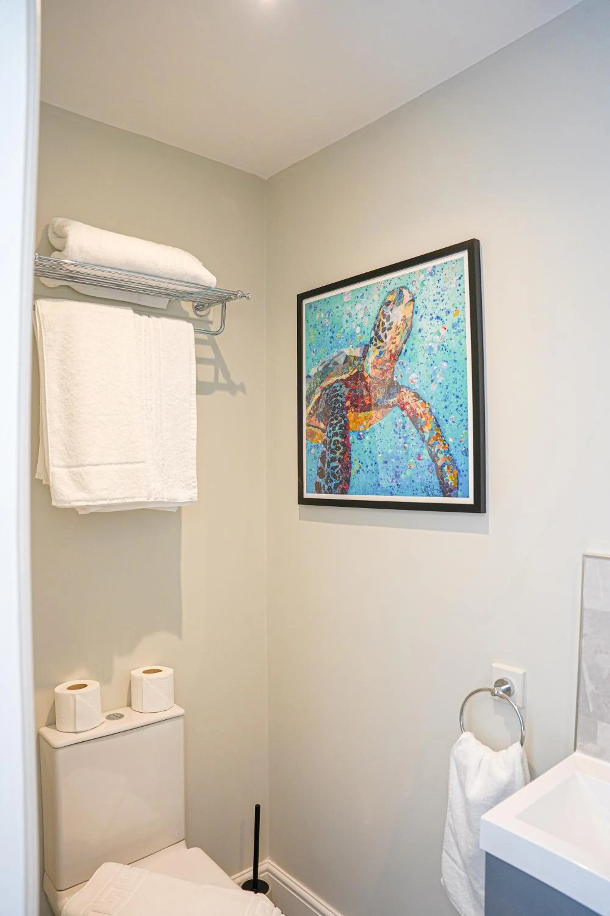 Bathroom in The Clarence Gardens Hotel, BW Signature Collection