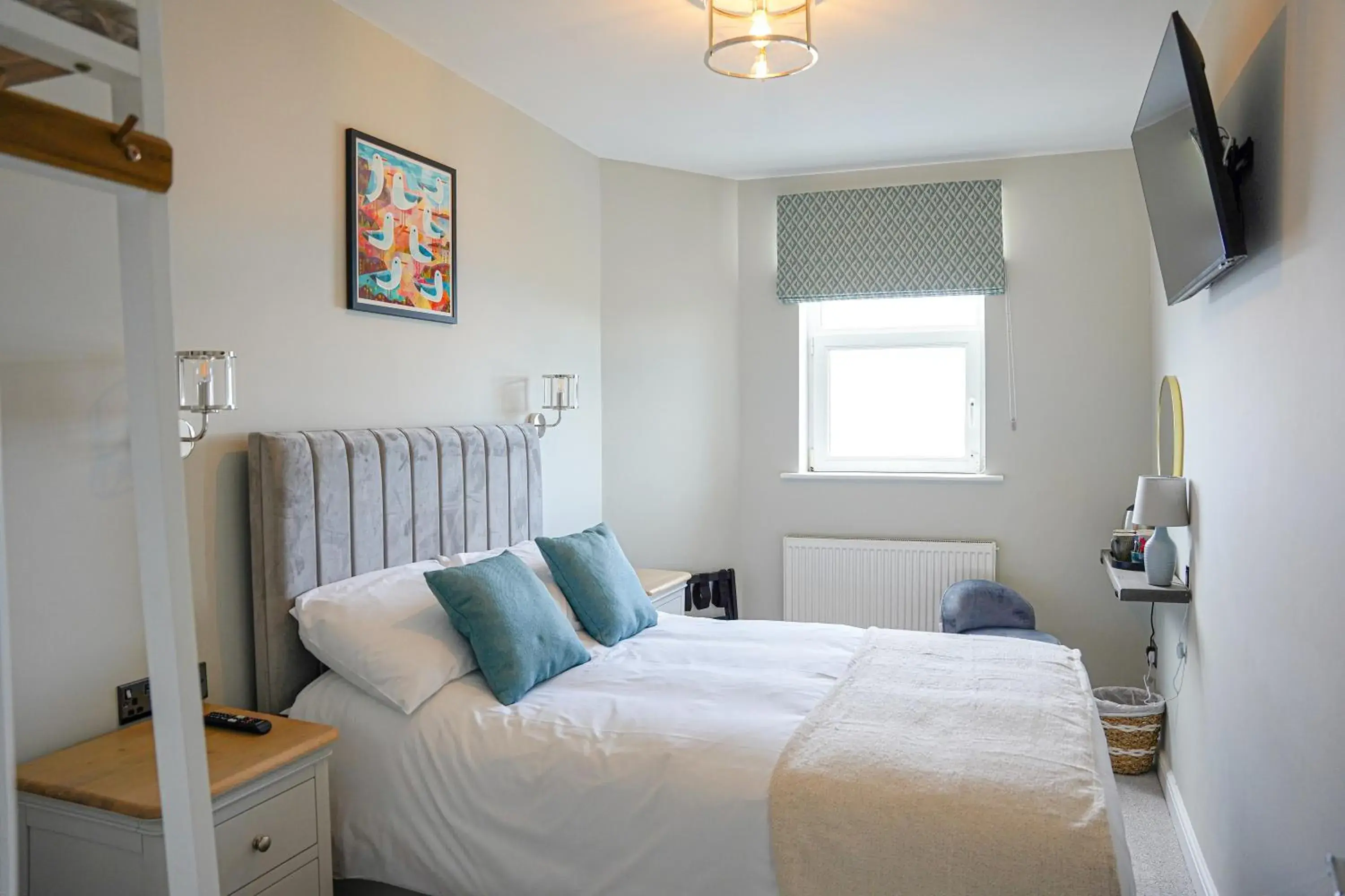 Two-Bedroom Room with One Double and One Single Bunk Bed, Sea View and Walk-In Shower - Non-Smoking in The Clarence Gardens Hotel, BW Signature Collection Two-Bedroom Room with One Double and One Single Bunk Bed, Sea View and Walk-In Shower - Non-Smoking in The Clarence Gardens Hotel, BW Signature Collection