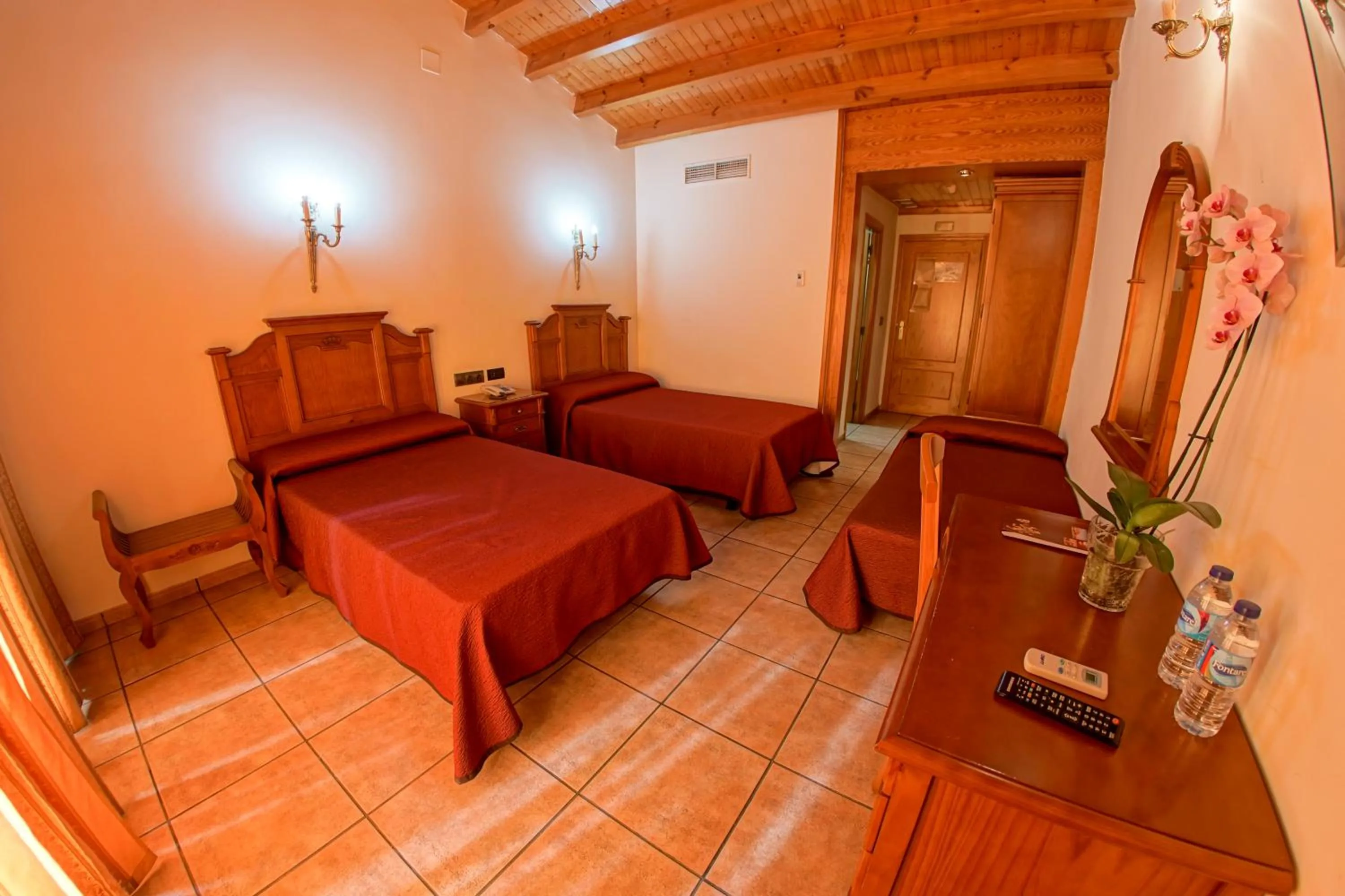 Bed in Hotel Alfonso VIII